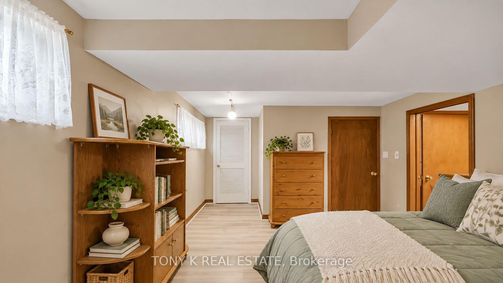 Photo 20 of 102 Haileybury Drive, Scarborough, Bendale — HOMEH