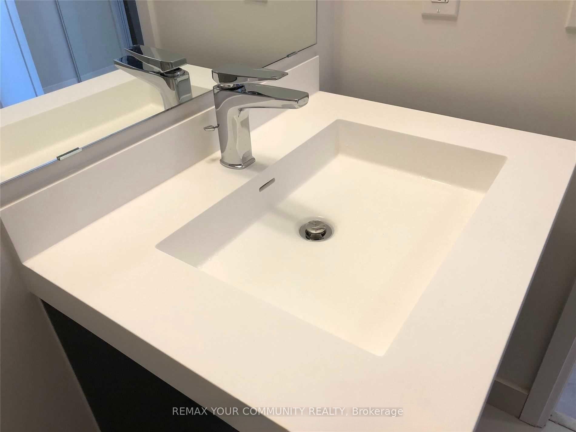 Photo 8 of Unit 2116, 7895 Jane Street, Vaughan, Concord — HOMEH