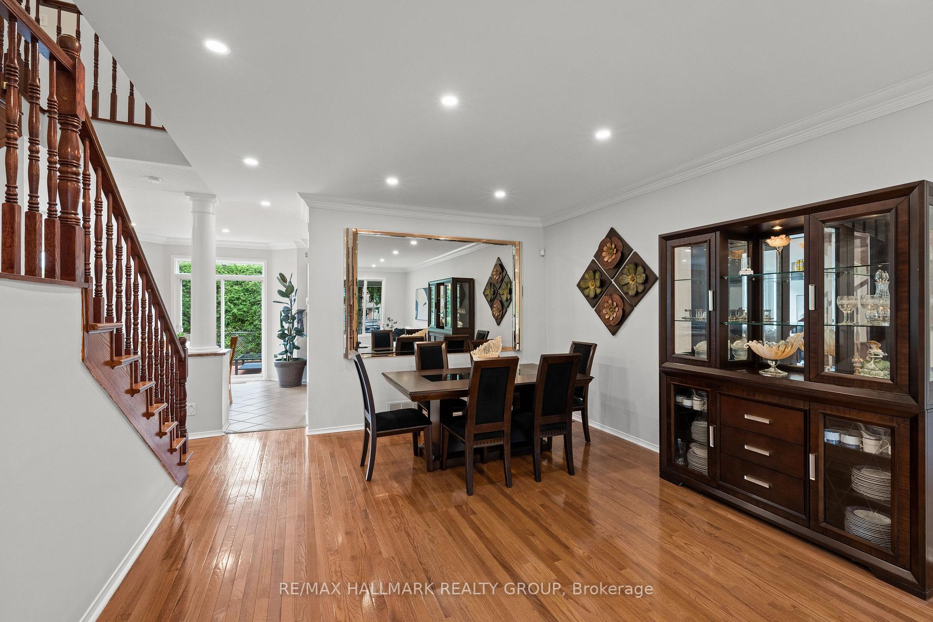 Photo 11 of 2104 Sandy Oaks Drive, Ottawa, Chapel Hill South - Orleans Village — HOMEH