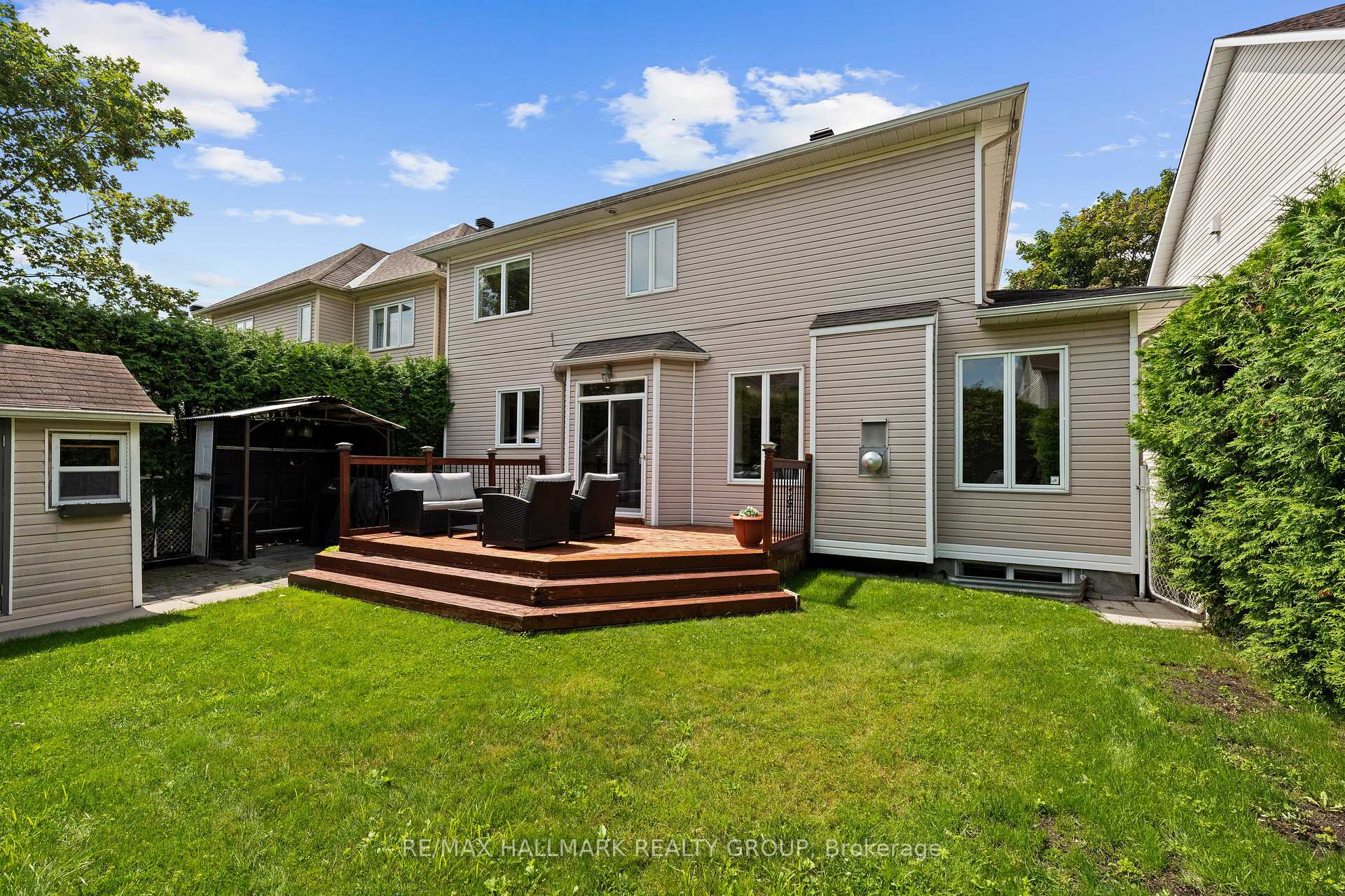 Photo 37 of 2104 Sandy Oaks Drive, Ottawa, Chapel Hill South - Orleans Village — HOMEH