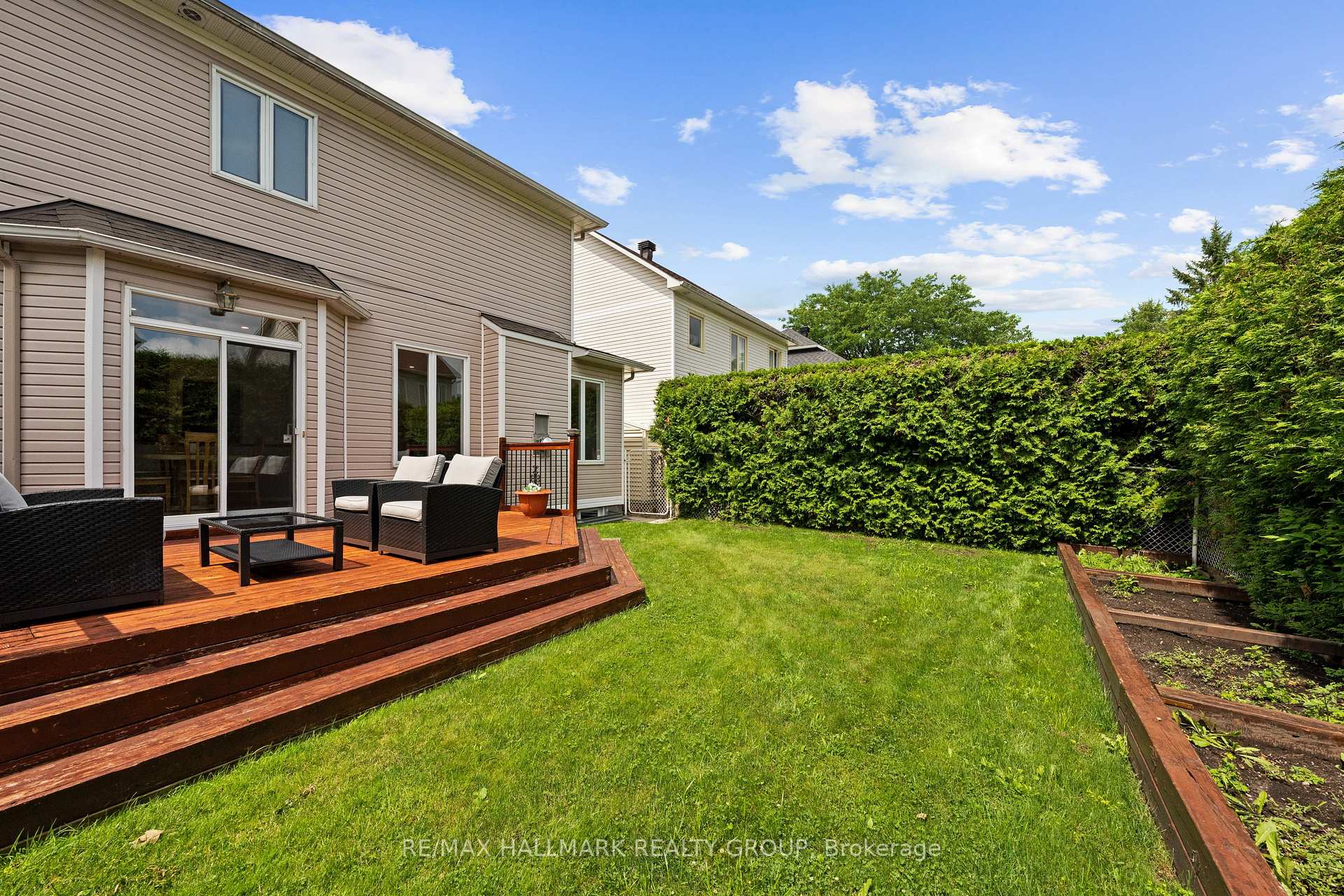 Photo 39 of 2104 Sandy Oaks Drive, Ottawa, Chapel Hill South - Orleans Village — HOMEH