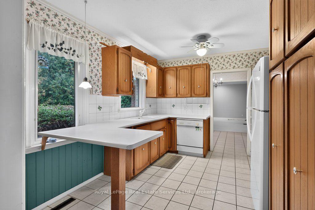 Photo 28 of 1531 Duncan Road, Oakville, Morrison — HOMEH