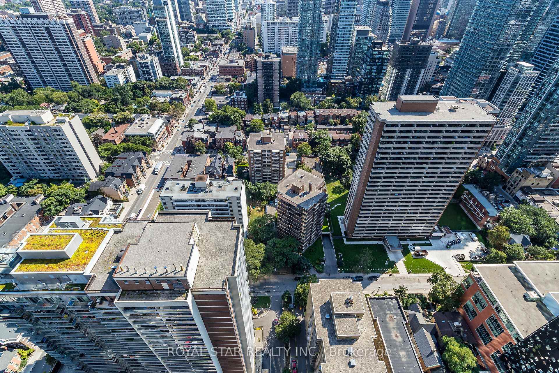 Photo 3 of Unit 1304, 55 Charles Street E, Toronto, Church-Yonge Corridor — HOMEH