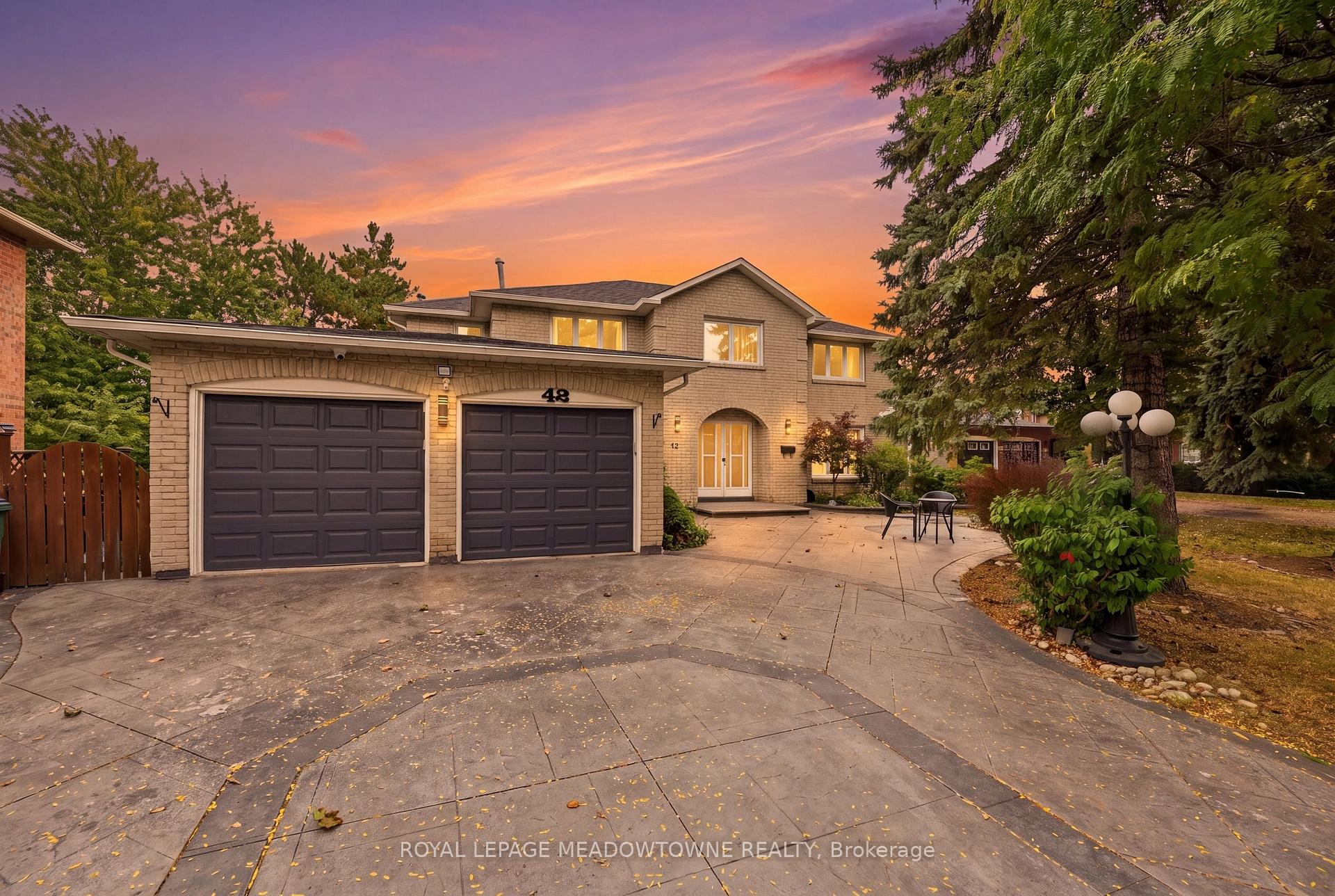 Photo of 42 Dawnridge Trail