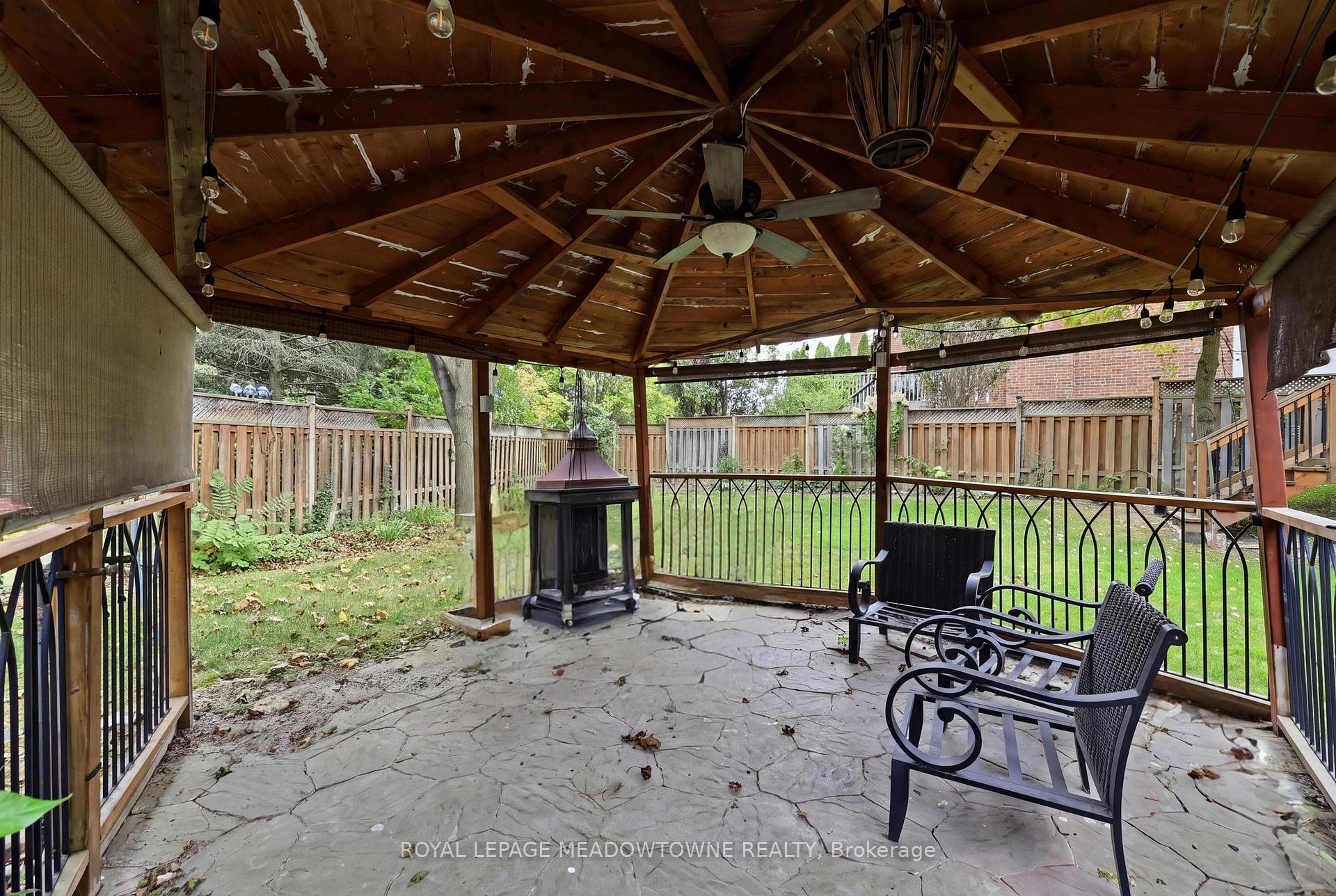 Photo 45 of 42 Dawnridge Trail, Brampton, Heart Lake West — HOMEH