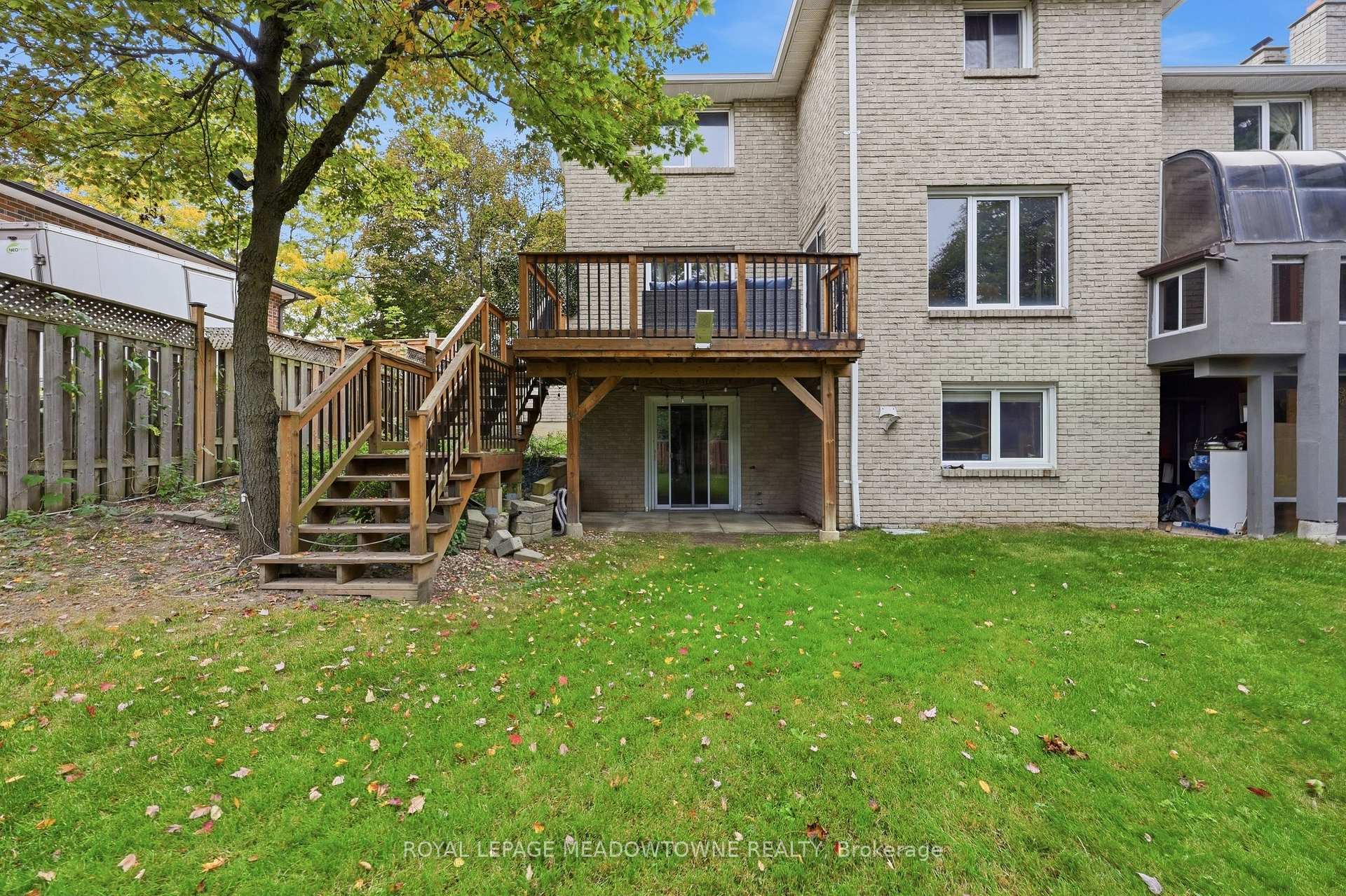 Photo 49 of 42 Dawnridge Trail, Brampton, Heart Lake West — HOMEH