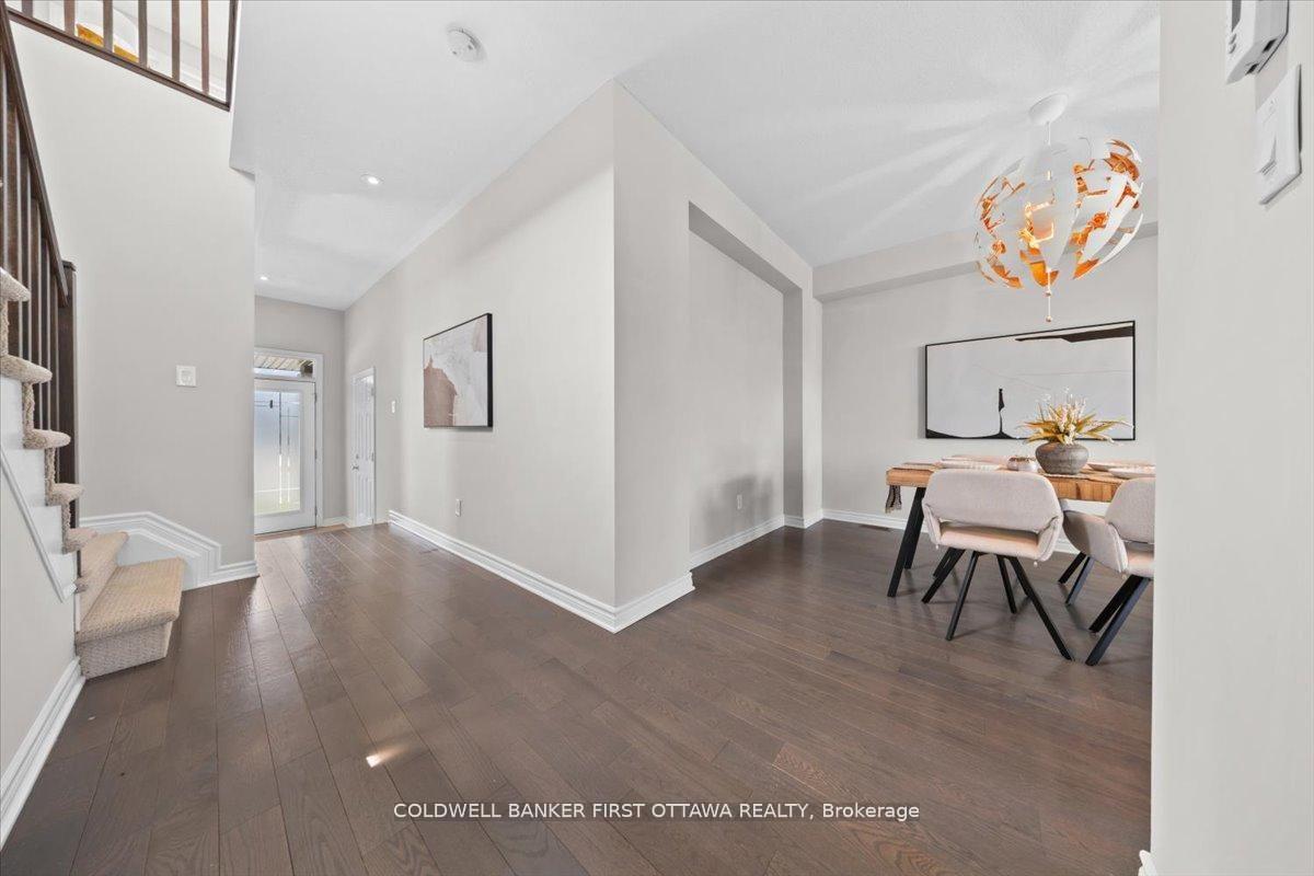 Photo 4 of 754 Brian Good Avenue, Ottawa, Riverside South/Gloucester Glen — HOMEH