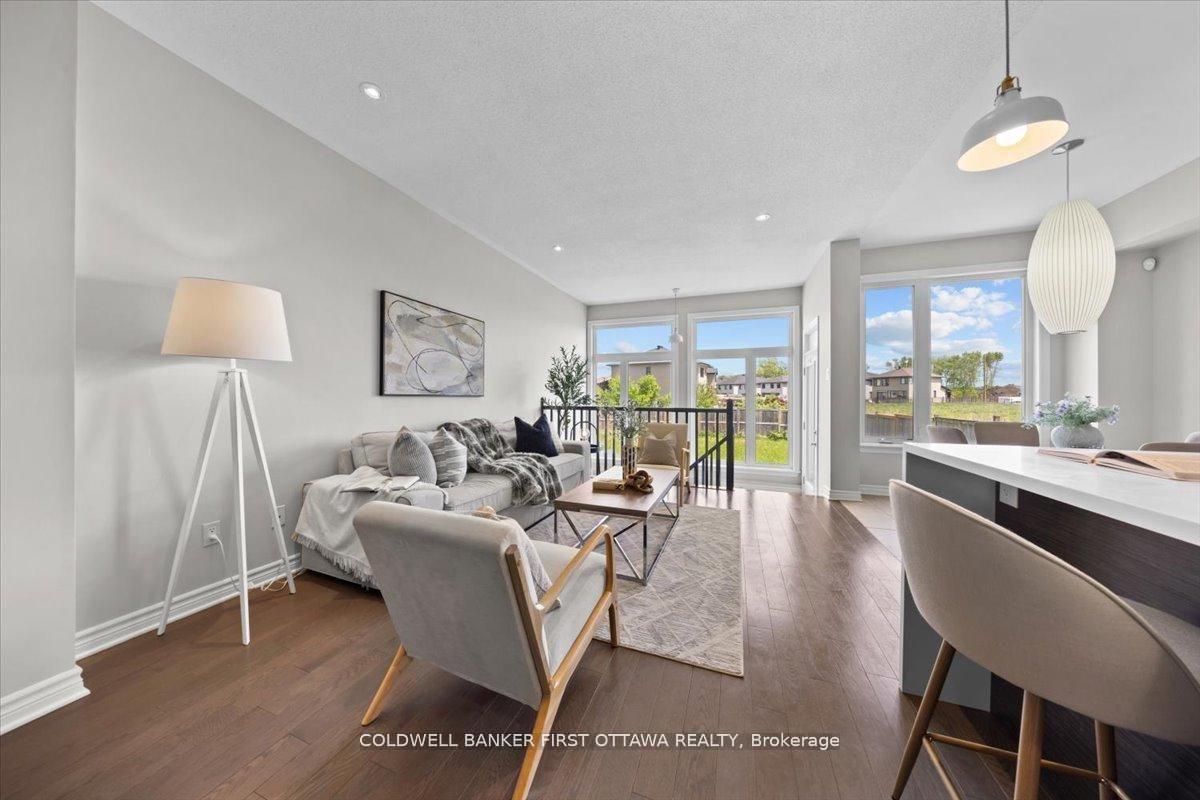 Photo 7 of 754 Brian Good Avenue, Ottawa, Riverside South/Gloucester Glen — HOMEH