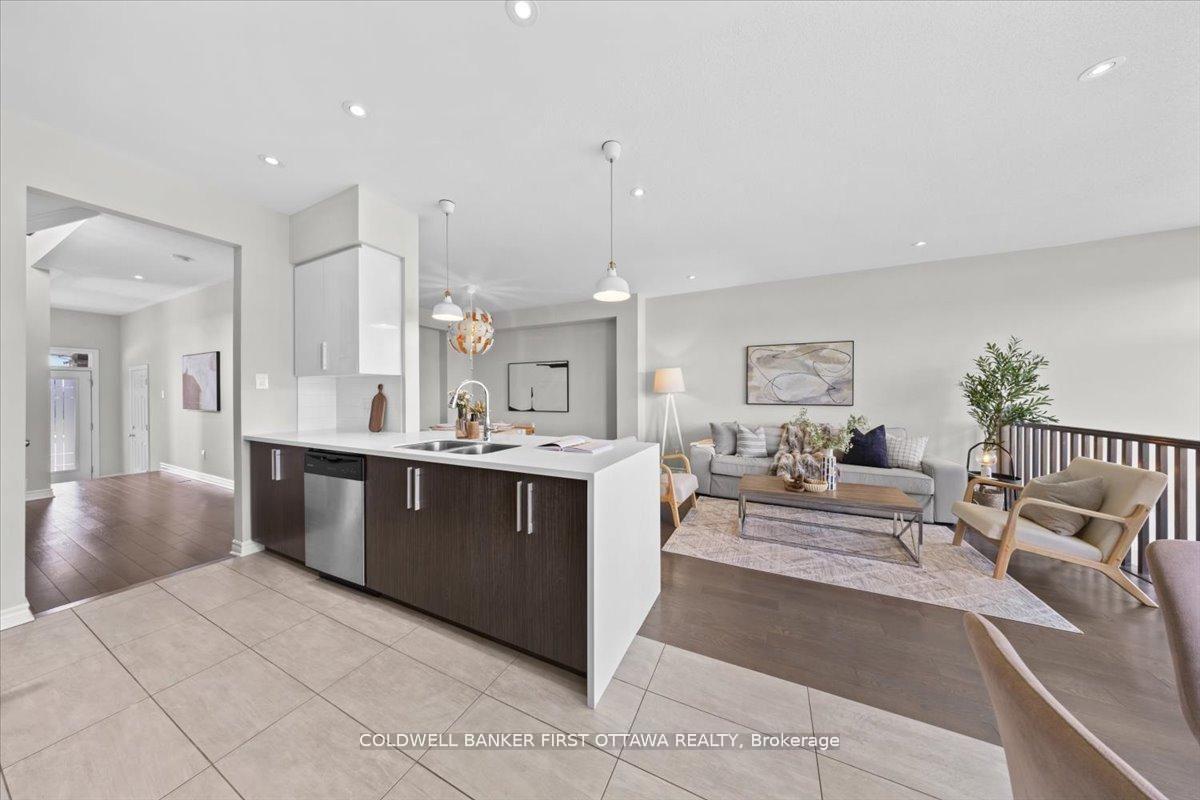 Photo 14 of 754 Brian Good Avenue, Ottawa, Riverside South/Gloucester Glen — HOMEH