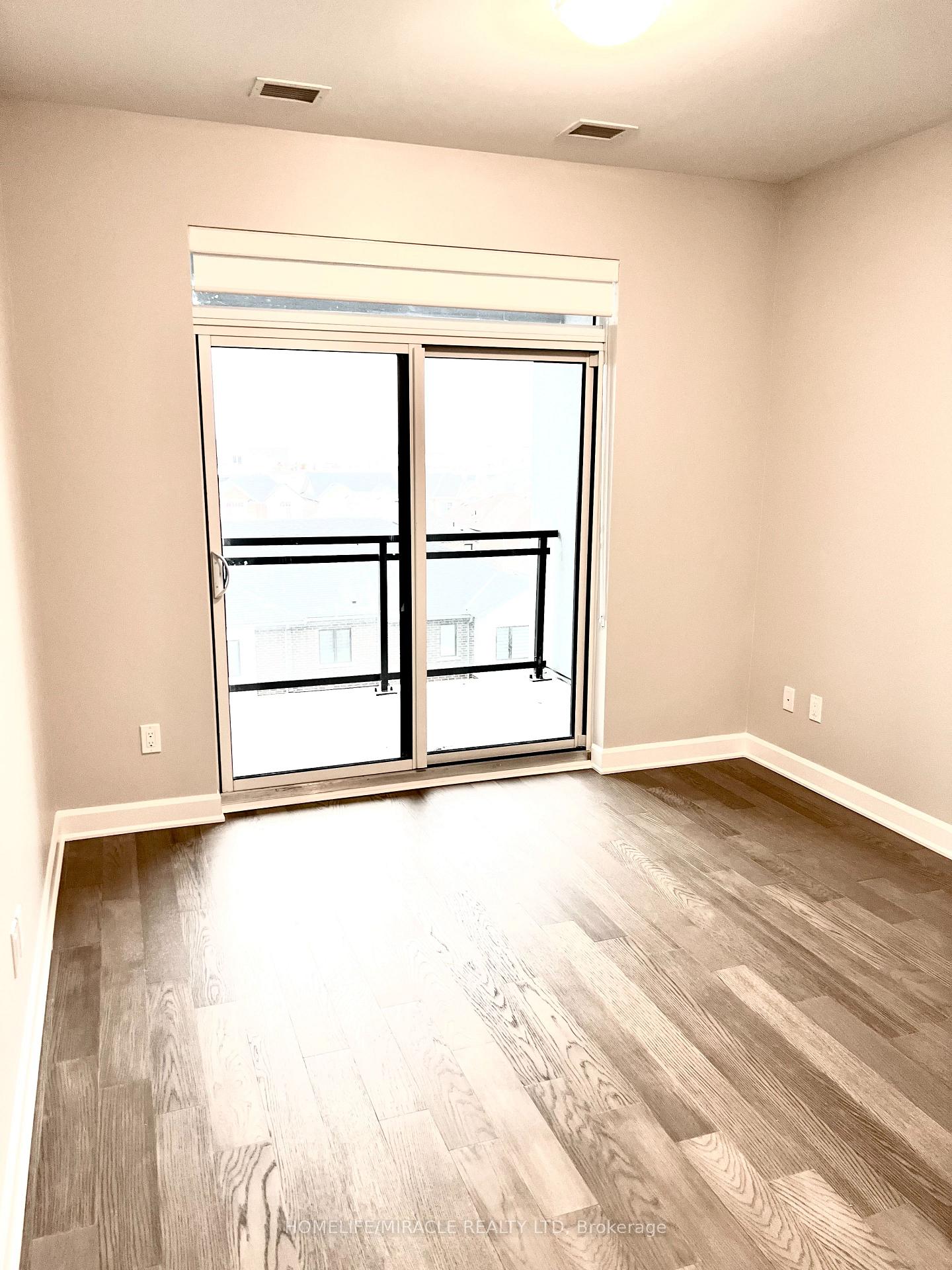 Photo 9 of Unit 402, 460 Gordon Krantz Avenue, Milton, Walker — HOMEH