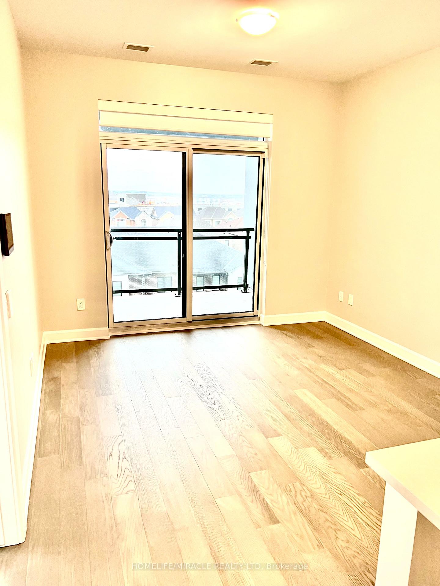 Photo 10 of Unit 402, 460 Gordon Krantz Avenue, Milton, Walker — HOMEH