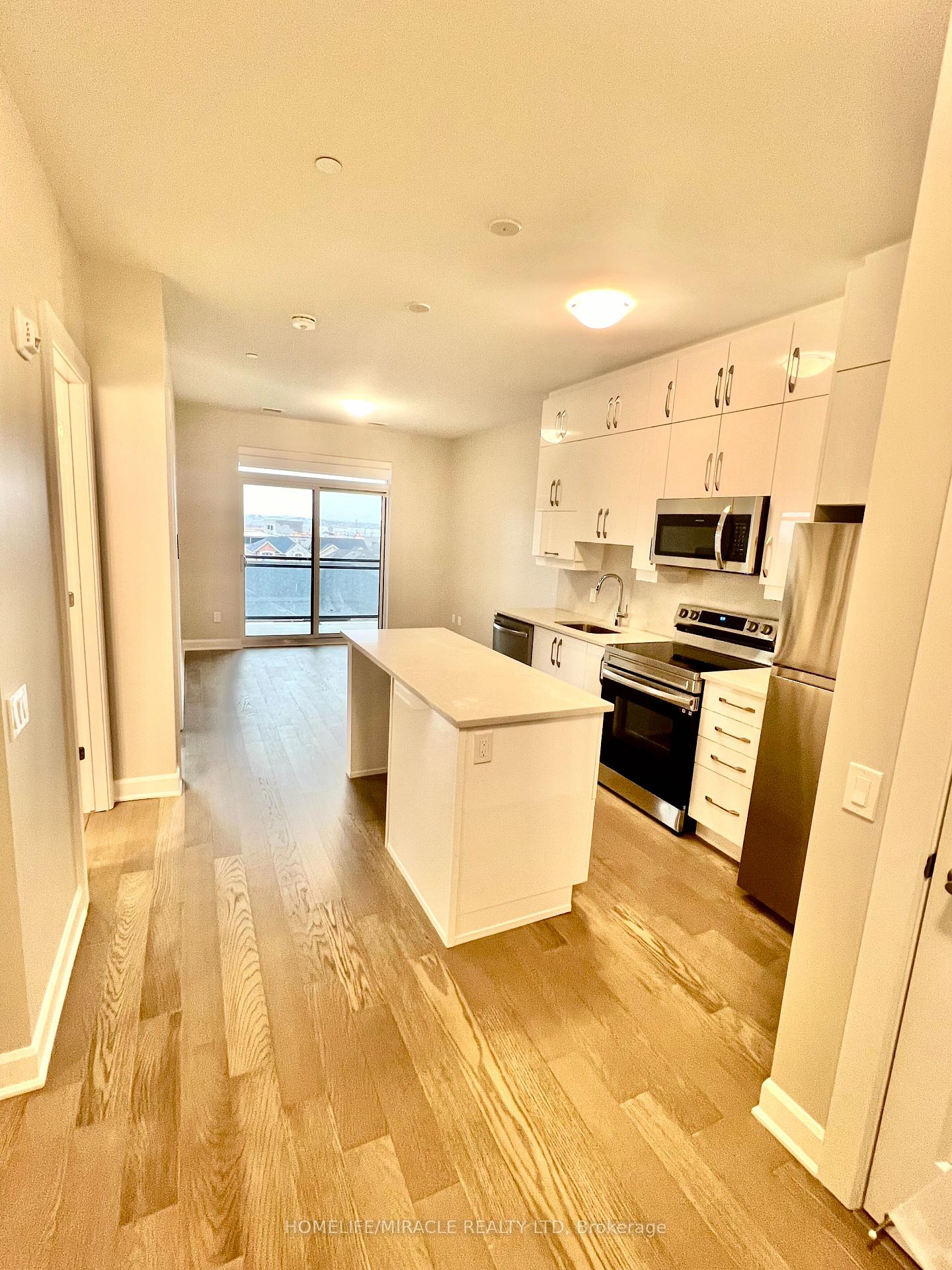 Photo 13 of Unit 402, 460 Gordon Krantz Avenue, Milton, Walker — HOMEH