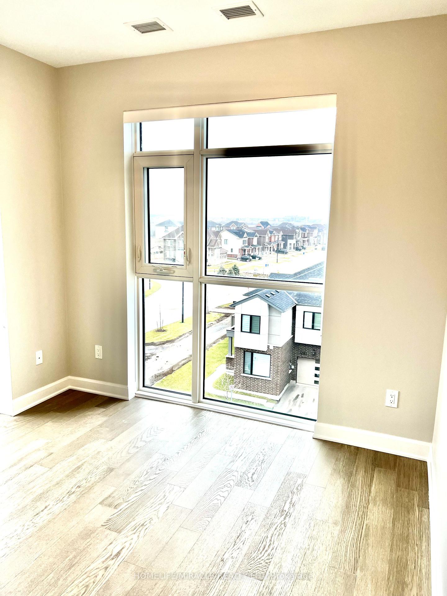 Photo 16 of Unit 402, 460 Gordon Krantz Avenue, Milton, Walker — HOMEH