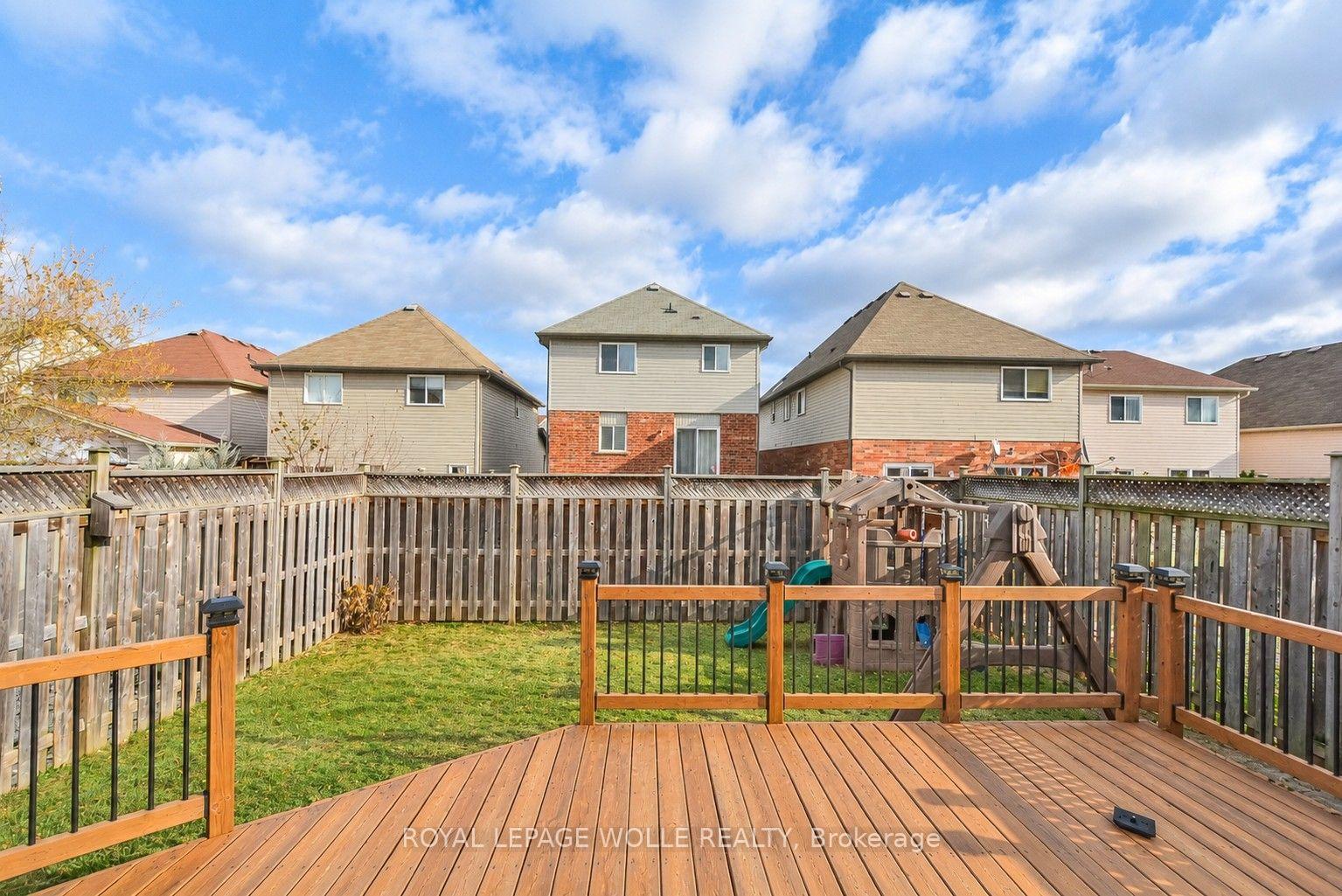 Photo 7 of 16 Frankfurt Street, Kitchener, Huron Park — HOMEH