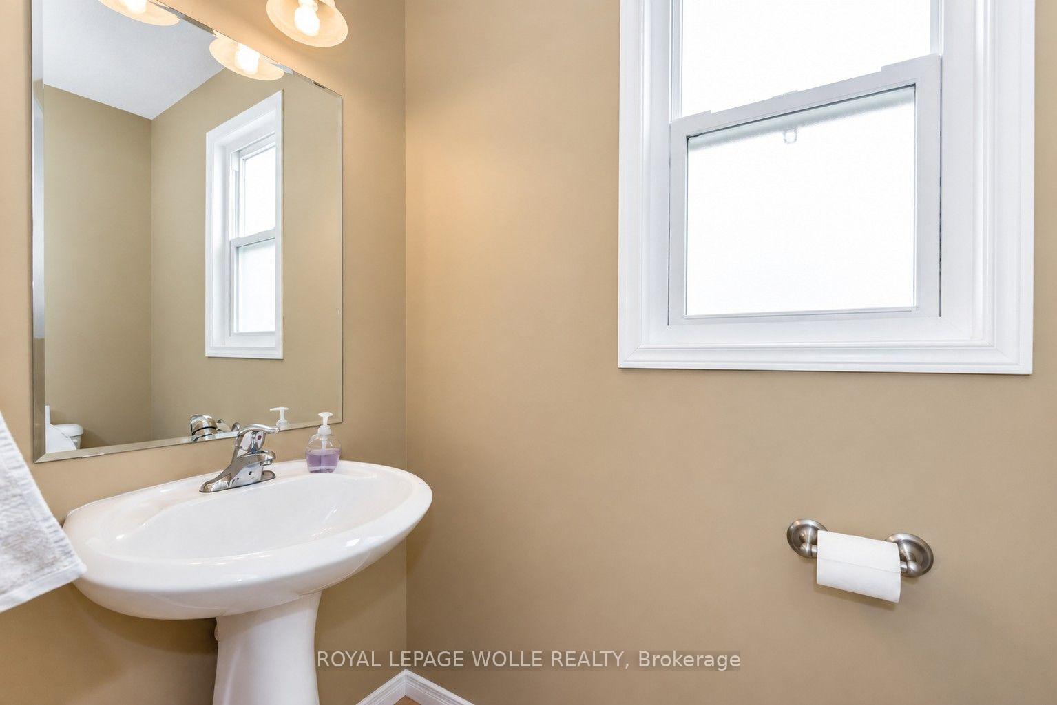 Photo 16 of 16 Frankfurt Street, Kitchener, Huron Park — HOMEH