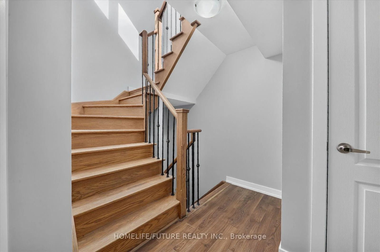 Photo 23 of Unit 908, 2 Blanche Lane, Markham, Cornell — HOMEH