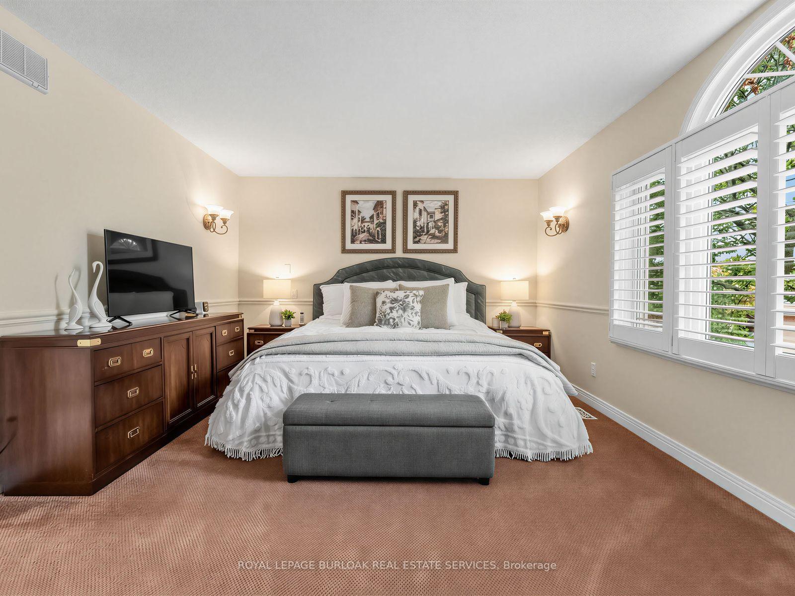 Photo 17 of 1259 Nathaniel Crescent, Burlington, Brant — HOMEH