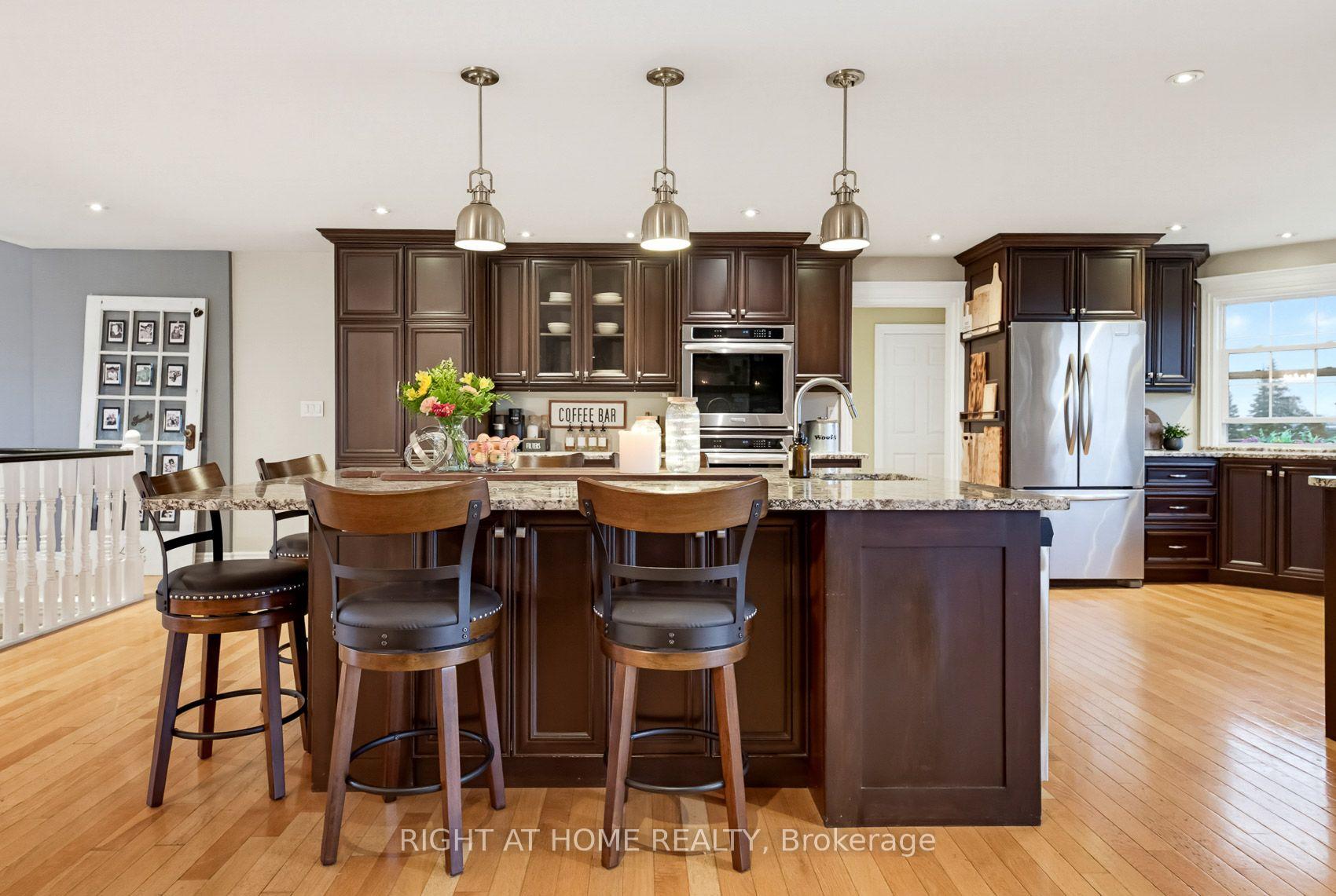 Photo 13 of 31 Uxbridge Heights Drive, Brock, Rural Brock — HOMEH