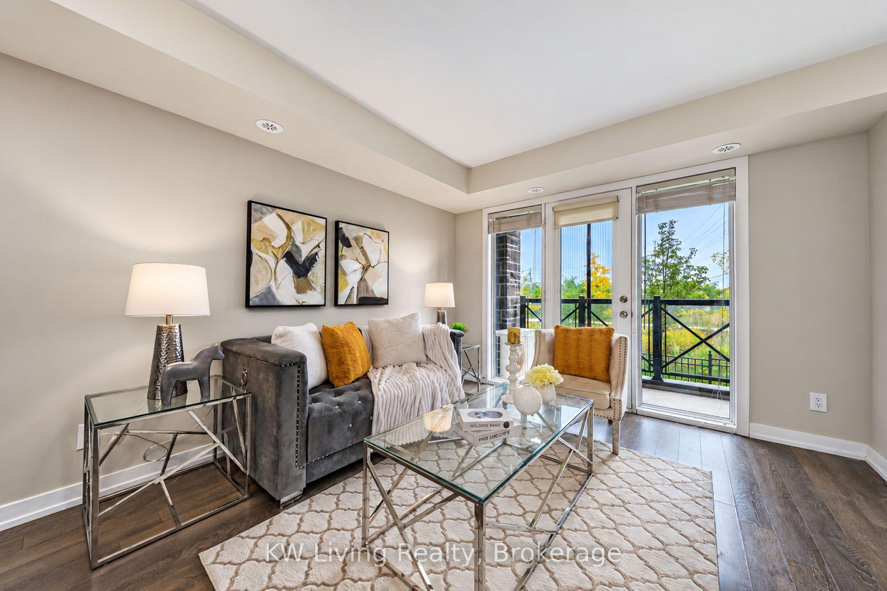 Photo 3 of Unit 318, 20 Dunsheath Way, Markham, Cornell — HOMEH