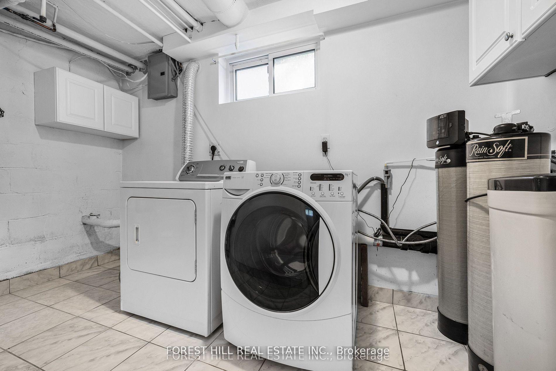Photo 18 of 18 Irvington Crescent, North York, Willowdale East — HOMEH