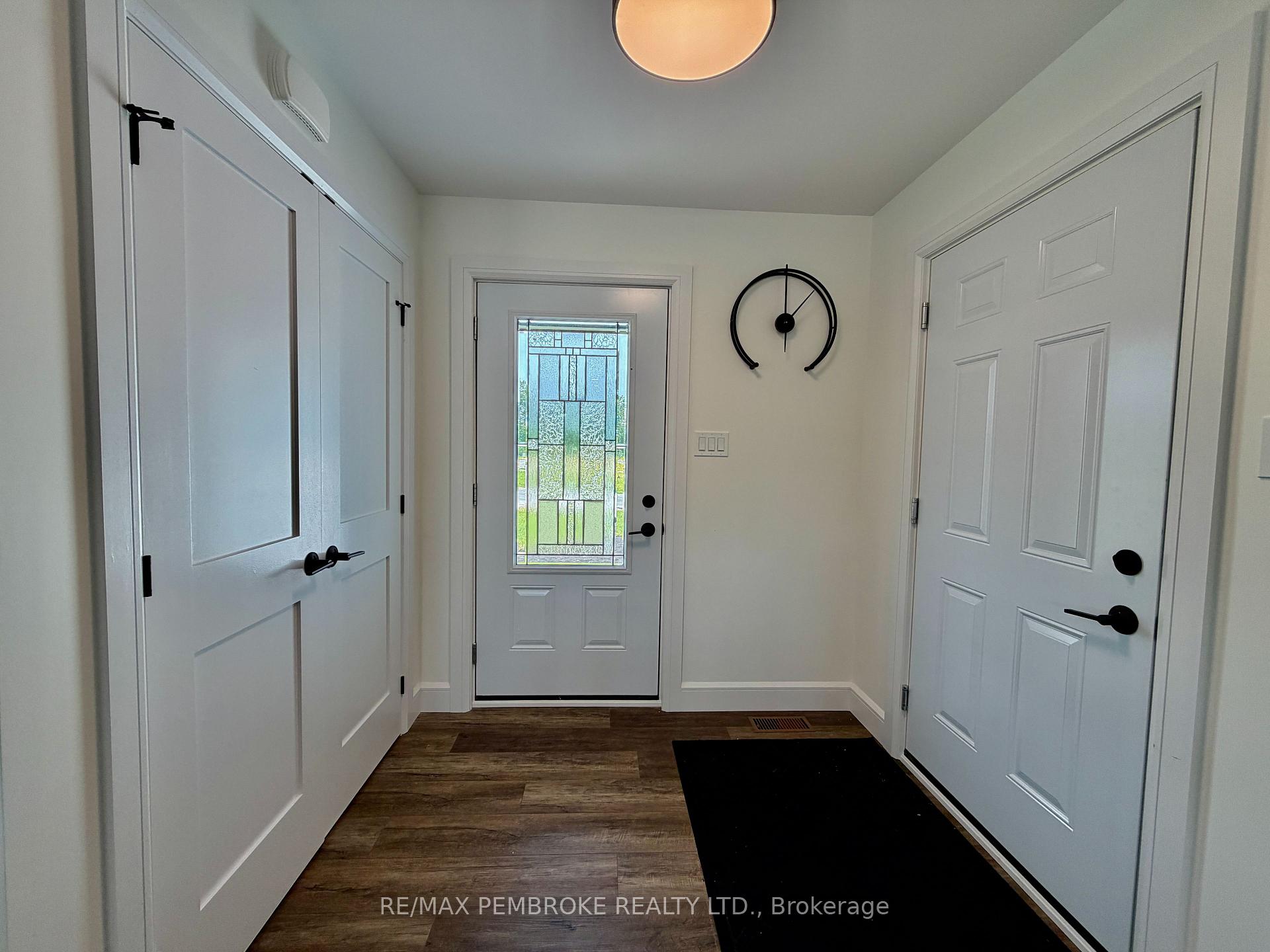 Photo 4 of 19 Eddy Crescent, Pembroke, Pembroke — HOMEH