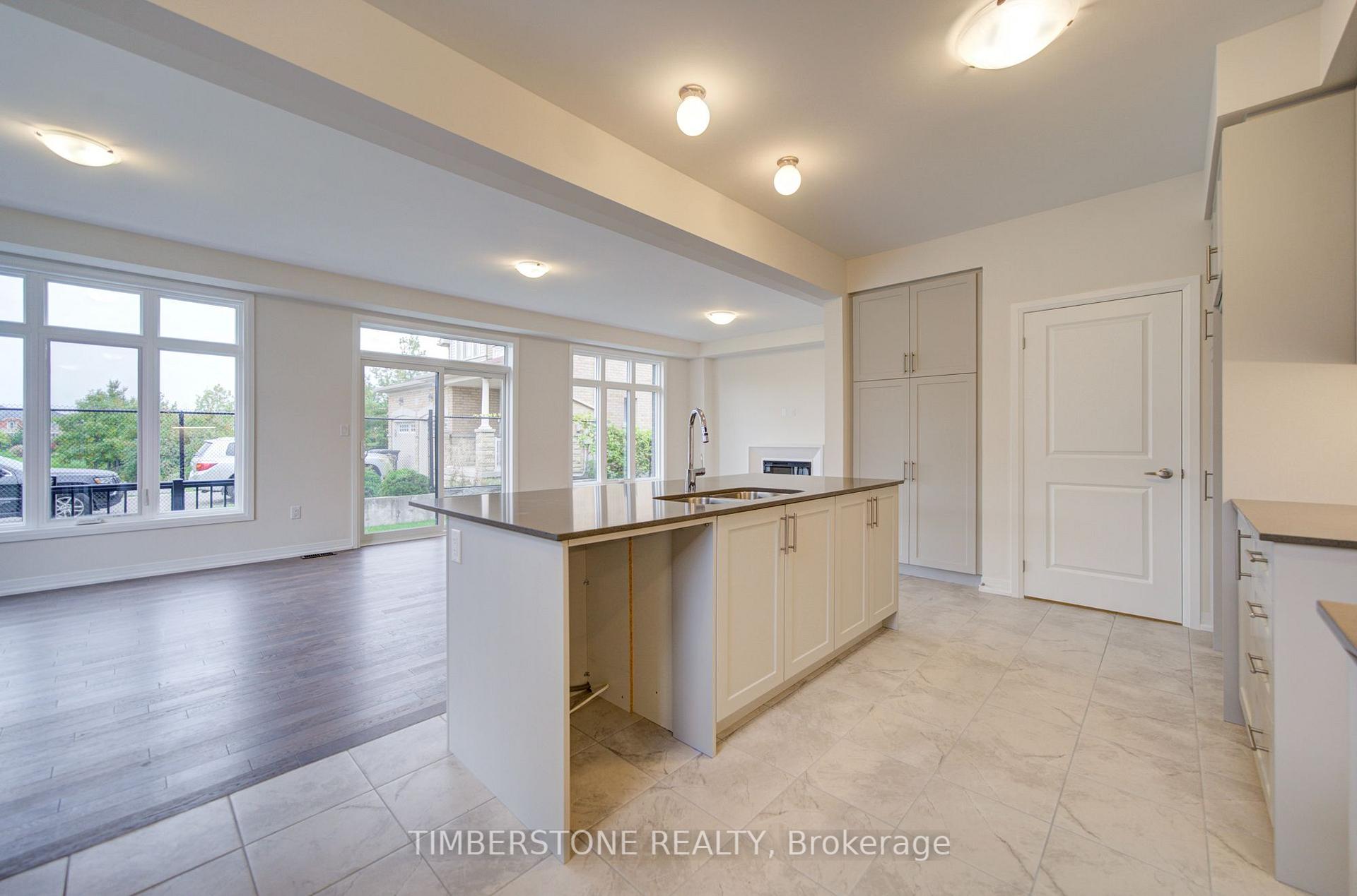 Photo 12 of 38 Morrow Bay Drive, Brampton, Bram East — HOMEH