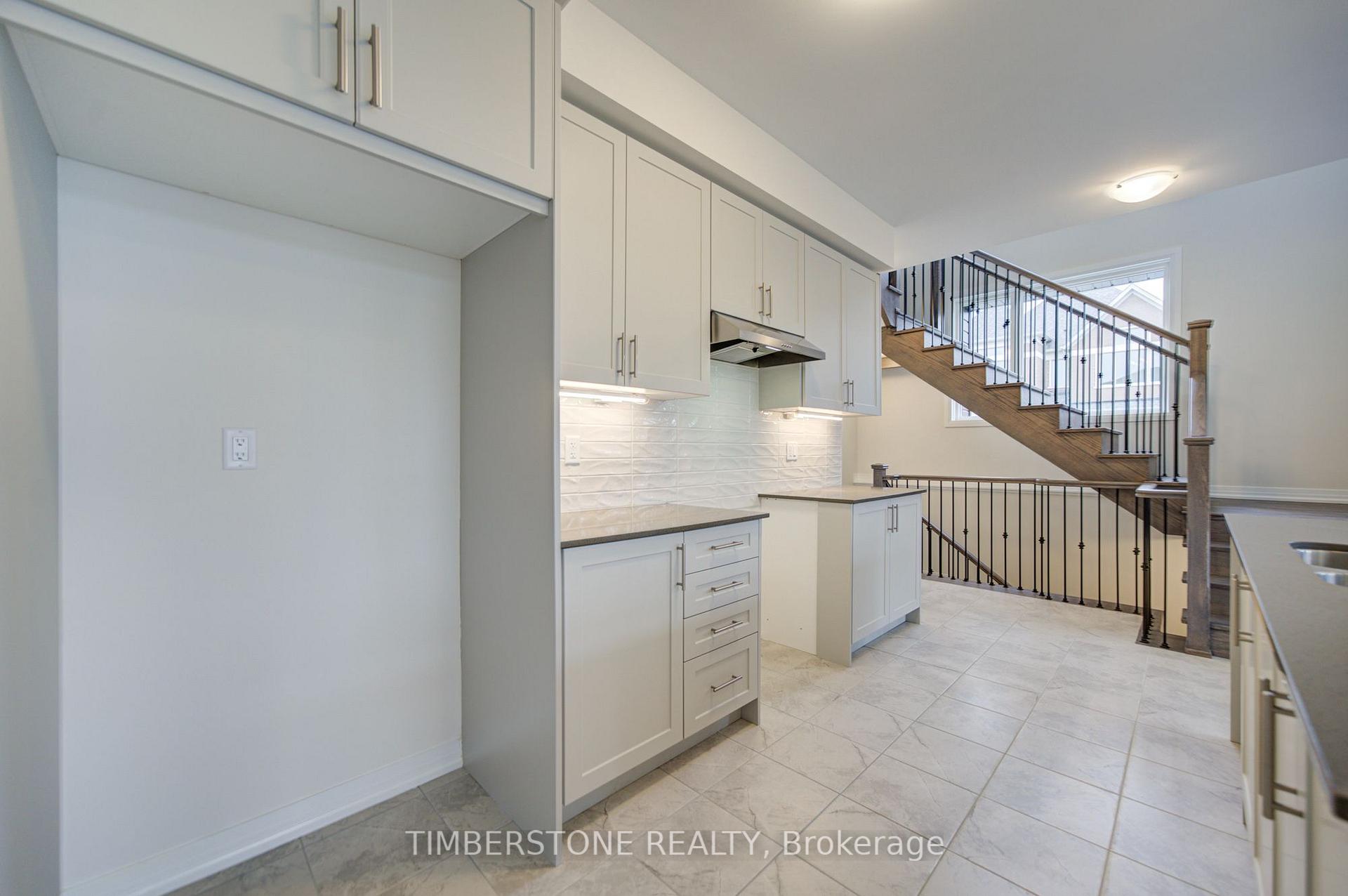 Photo 13 of 38 Morrow Bay Drive, Brampton, Bram East — HOMEH