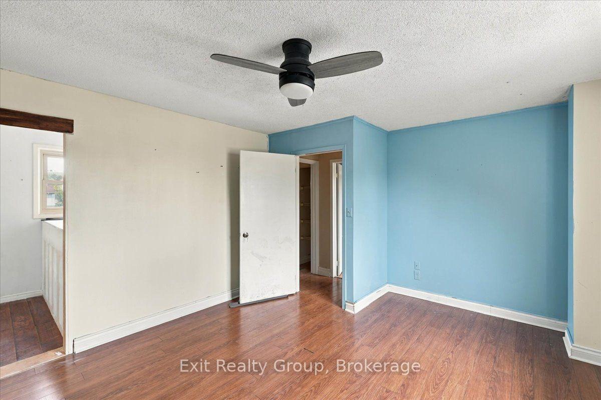 Photo 13 of 850 Littlestone Crescent, Kingston, East Gardiners Rd — HOMEH