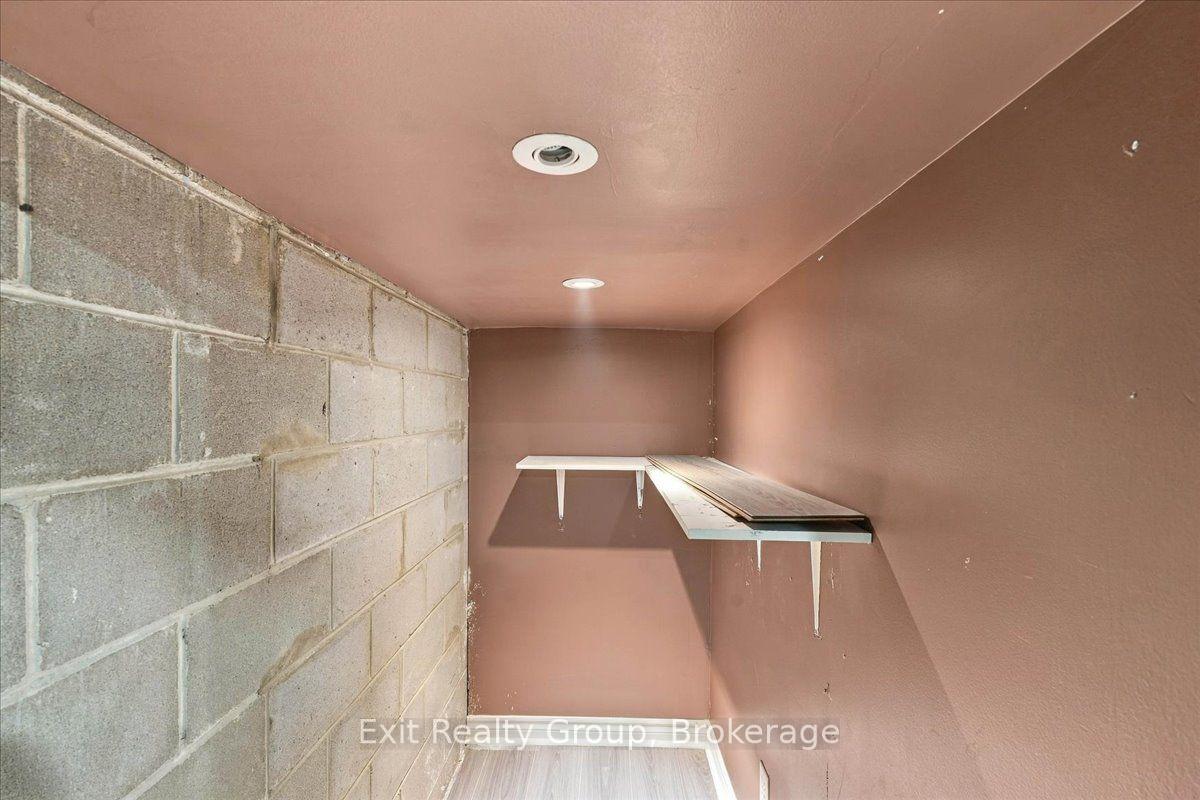 Photo 22 of 850 Littlestone Crescent, Kingston, East Gardiners Rd — HOMEH