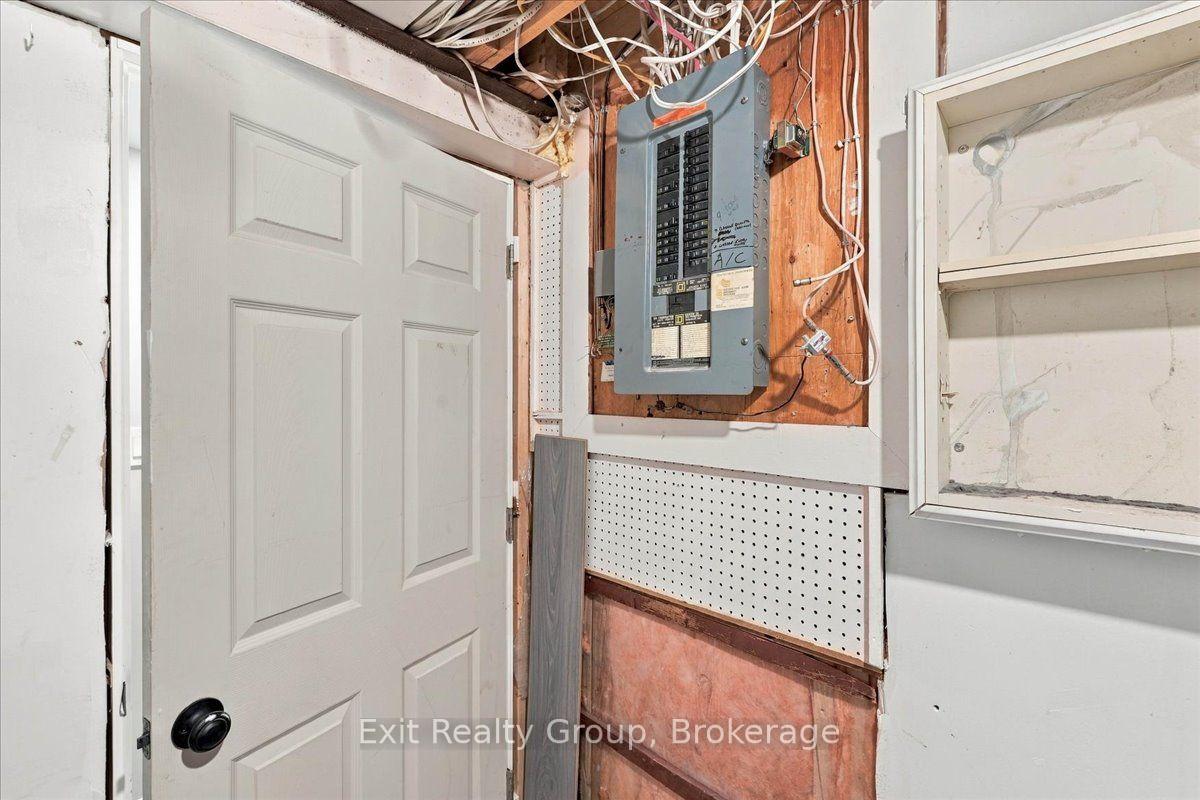 Photo 23 of 850 Littlestone Crescent, Kingston, East Gardiners Rd — HOMEH