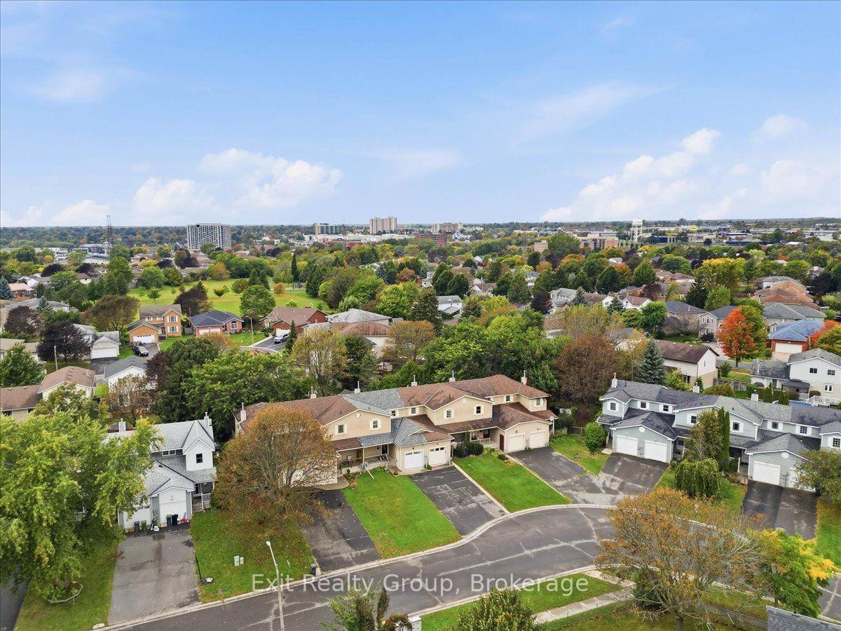 Photo 29 of 850 Littlestone Crescent, Kingston, East Gardiners Rd — HOMEH