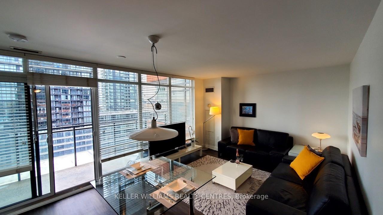 Photo 2 of Unit 1220, 4 K Spadina Avenue E, Toronto, Waterfront Communities — HOMEH