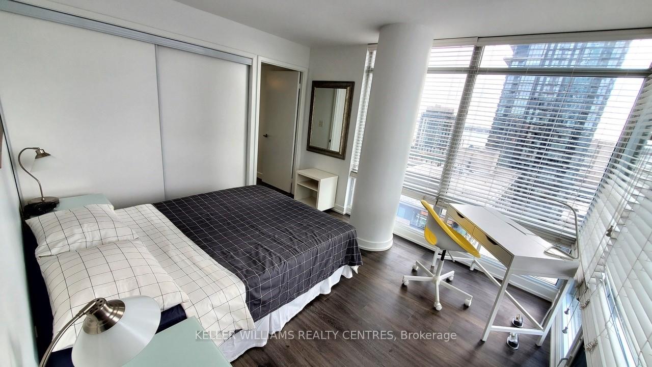 Photo 4 of Unit 1220, 4 K Spadina Avenue E, Toronto, Waterfront Communities — HOMEH
