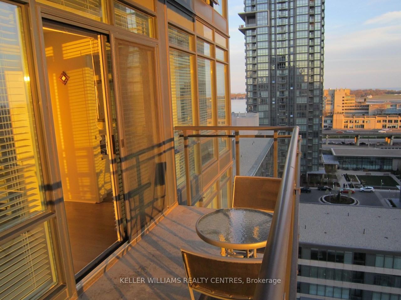 Photo 11 of Unit 1220, 4 K Spadina Avenue E, Toronto, Waterfront Communities — HOMEH
