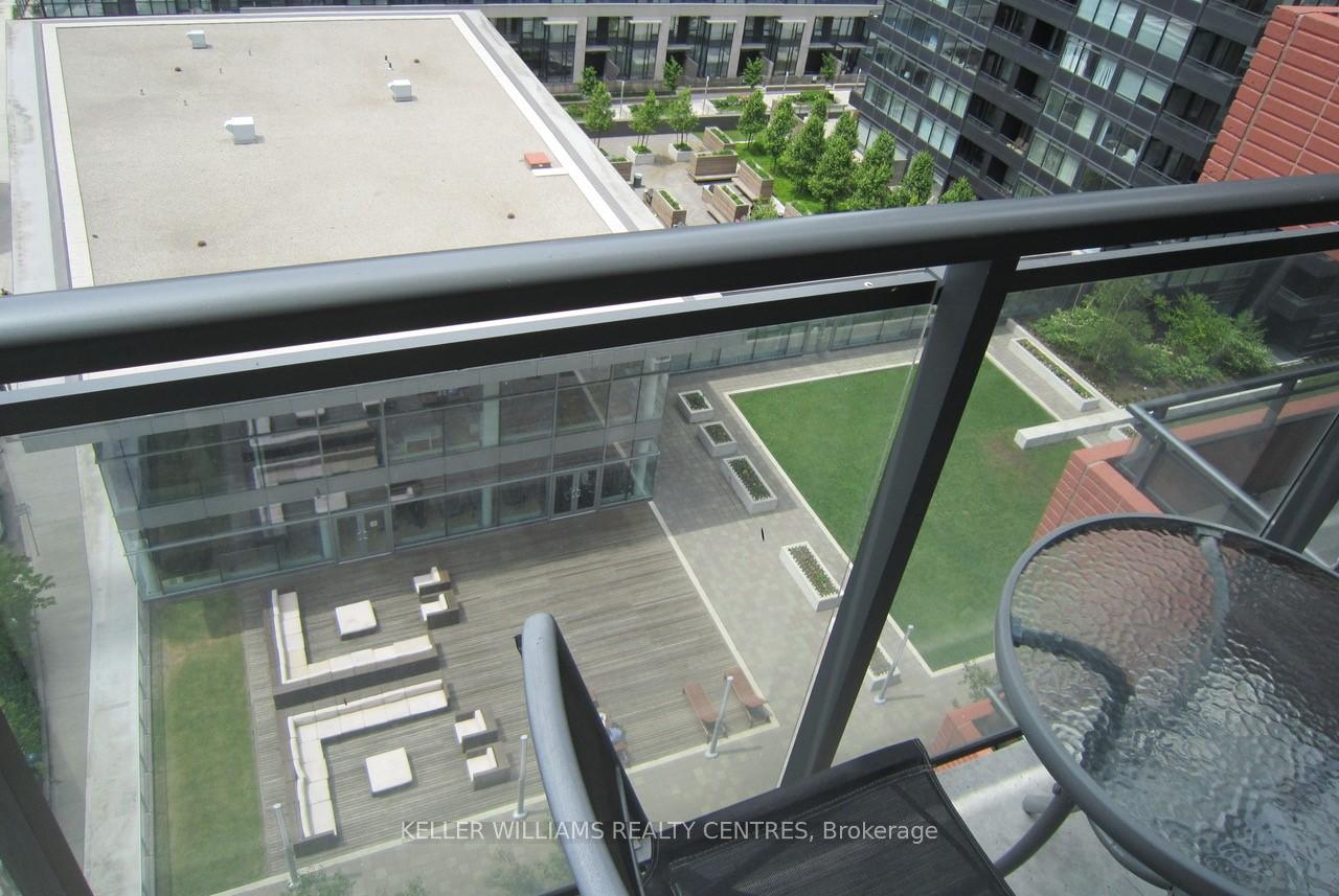 Photo 12 of Unit 1220, 4 K Spadina Avenue E, Toronto, Waterfront Communities — HOMEH