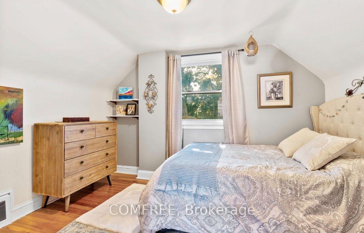 Photo 11 of 421 Greenwood Avenue, Ottawa, Laurentianview — HOMEH