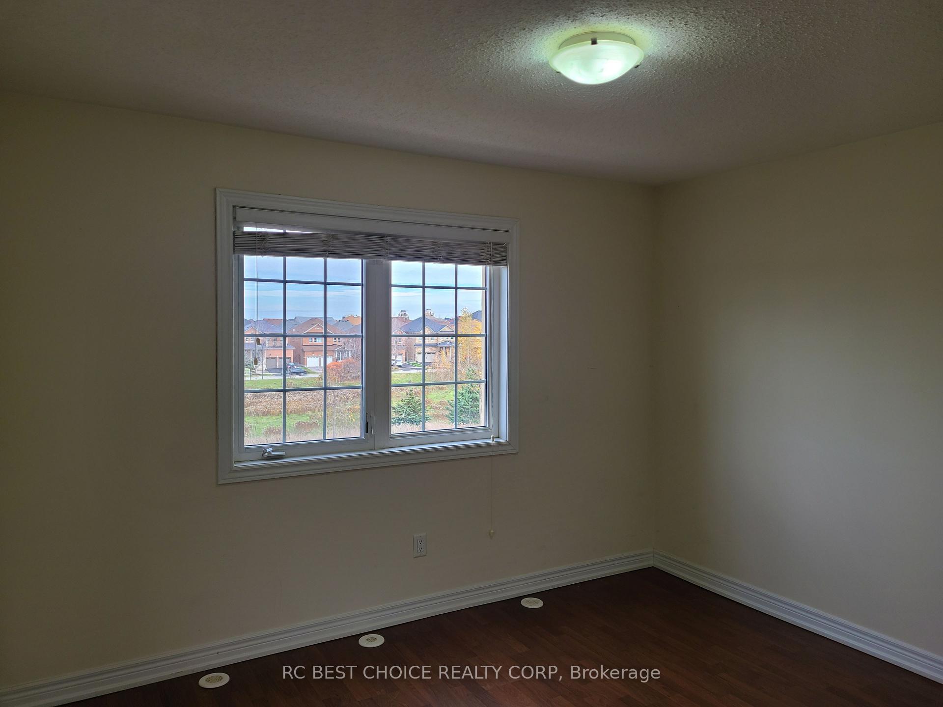 Photo 23 of 9982 McCowan Road, Markham, Berczy — HOMEH