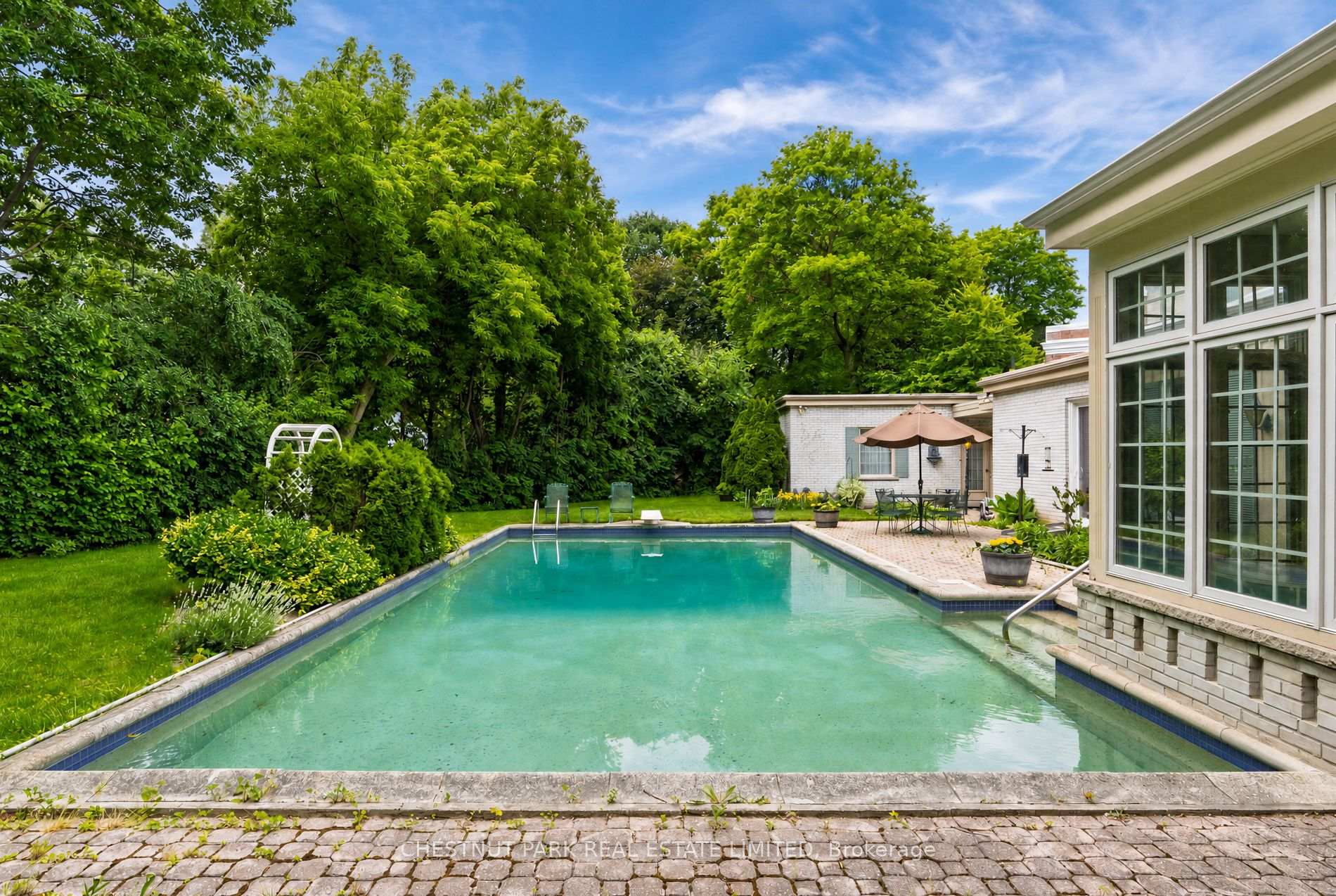 Photo 12 of 47 Stratheden Road, North York, Bridle Path-Sunnybrook-York Mills — HOMEH