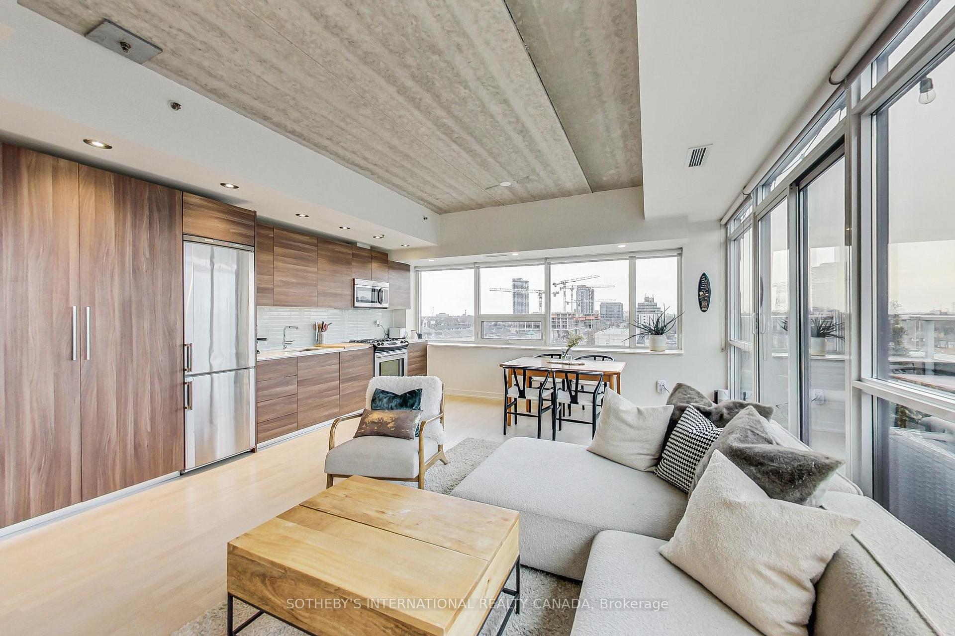 Photo 5 of Unit 602, 51 Lady Bank Road, Etobicoke, Stonegate-Queensway — HOMEH