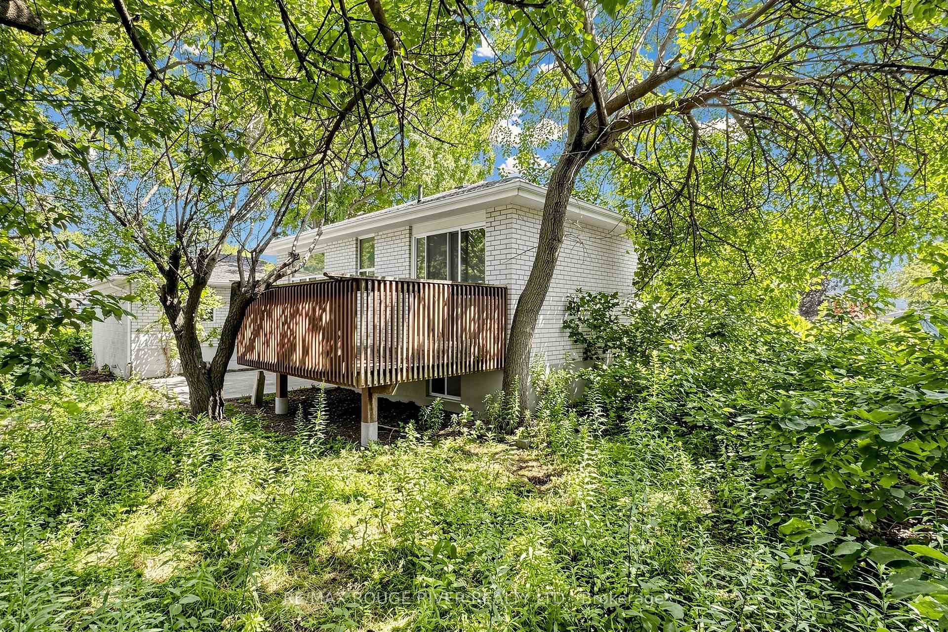 Photo 42 of 38 Lombardy Crescent, Scarborough, Kennedy Park — HOMEH