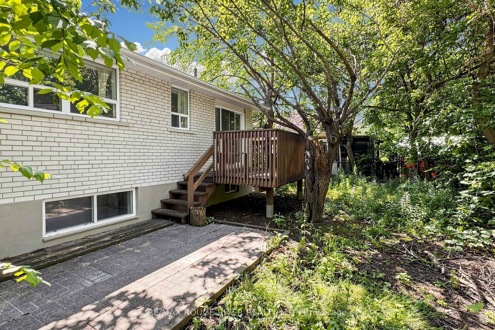 Photo 43 of 38 Lombardy Crescent, Scarborough, Kennedy Park — HOMEH