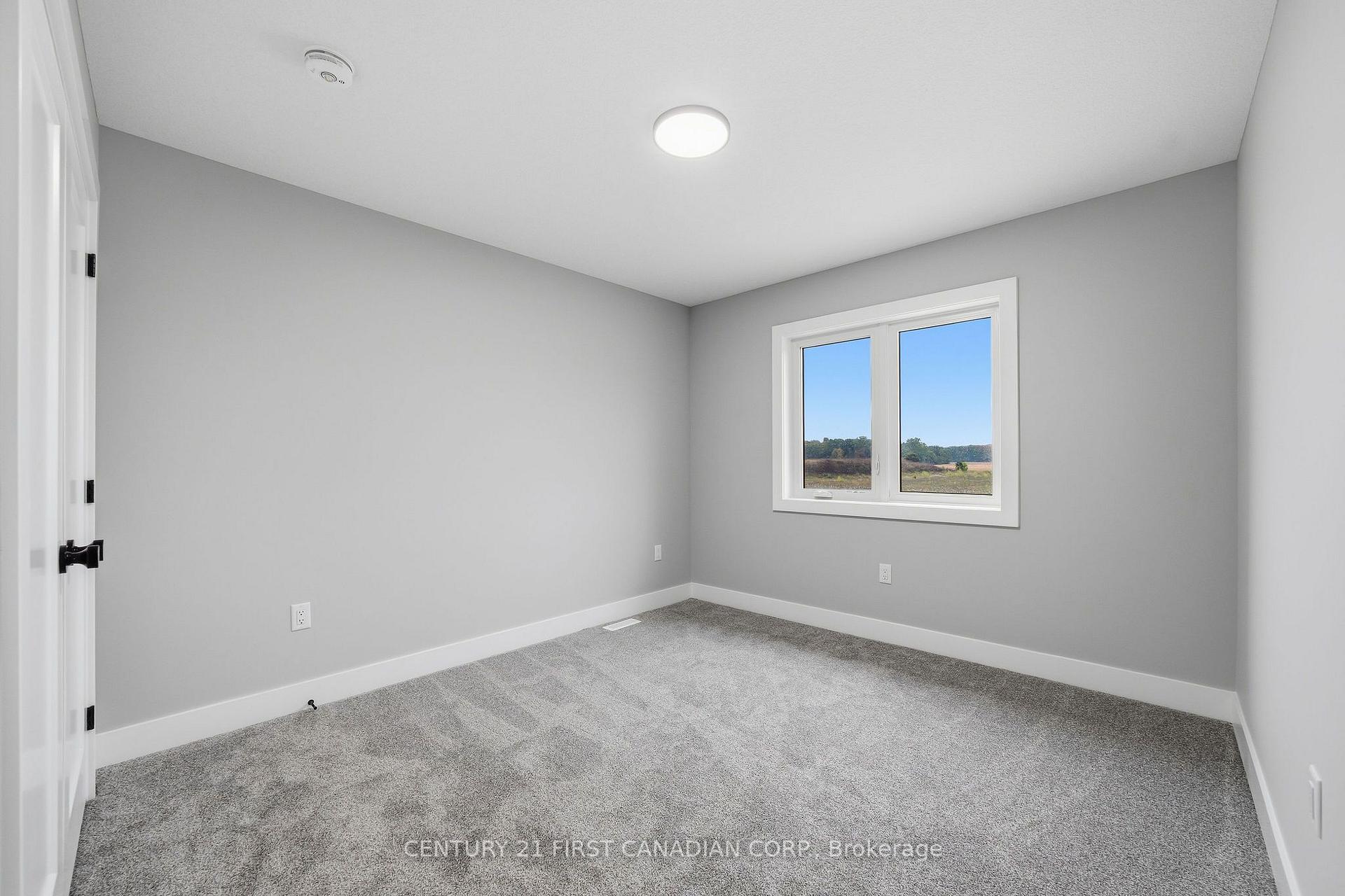 Photo 17 of 5 Doerr Court, North Middlesex, Ailsa Craig — HOMEH