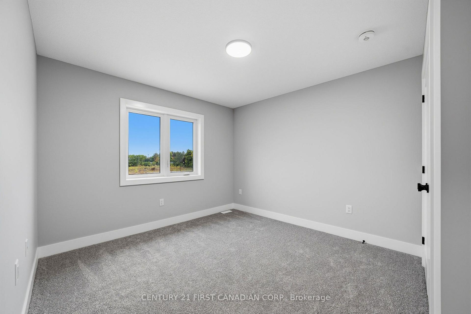 Photo 19 of 5 Doerr Court, North Middlesex, Ailsa Craig — HOMEH