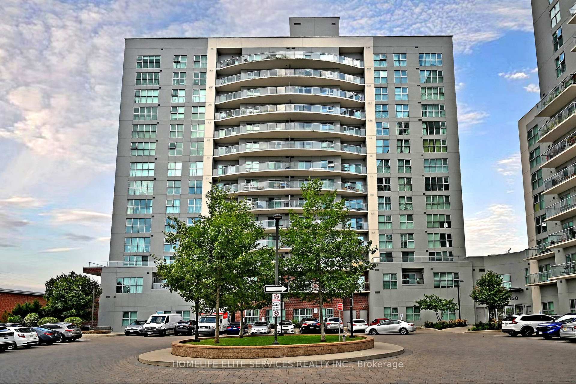 Photo 4 of Unit 210, 2152 Lawrence Avenue E, Scarborough, Wexford-Maryvale — HOMEH