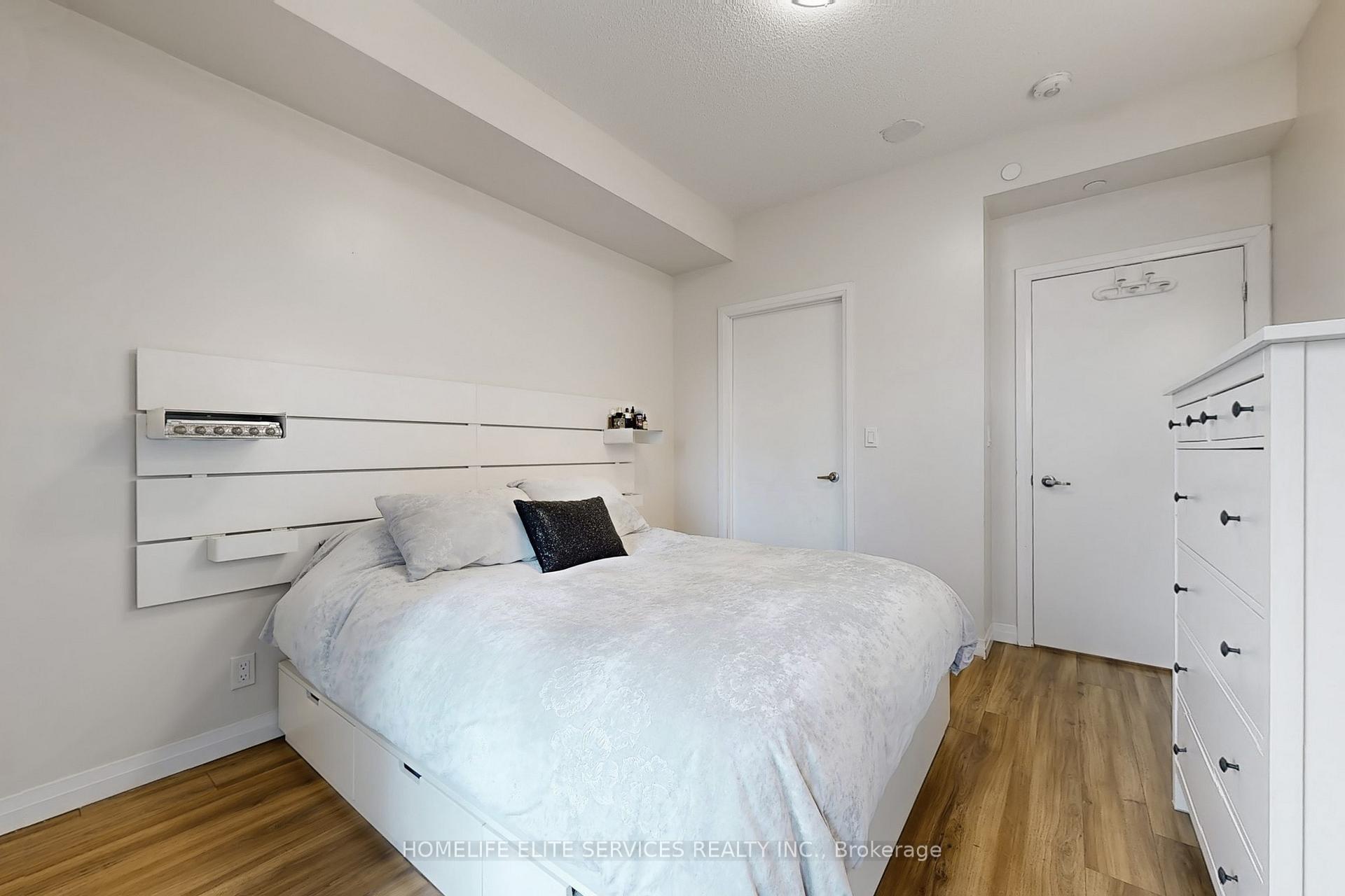 Photo 18 of Unit 210, 2152 Lawrence Avenue E, Scarborough, Wexford-Maryvale — HOMEH