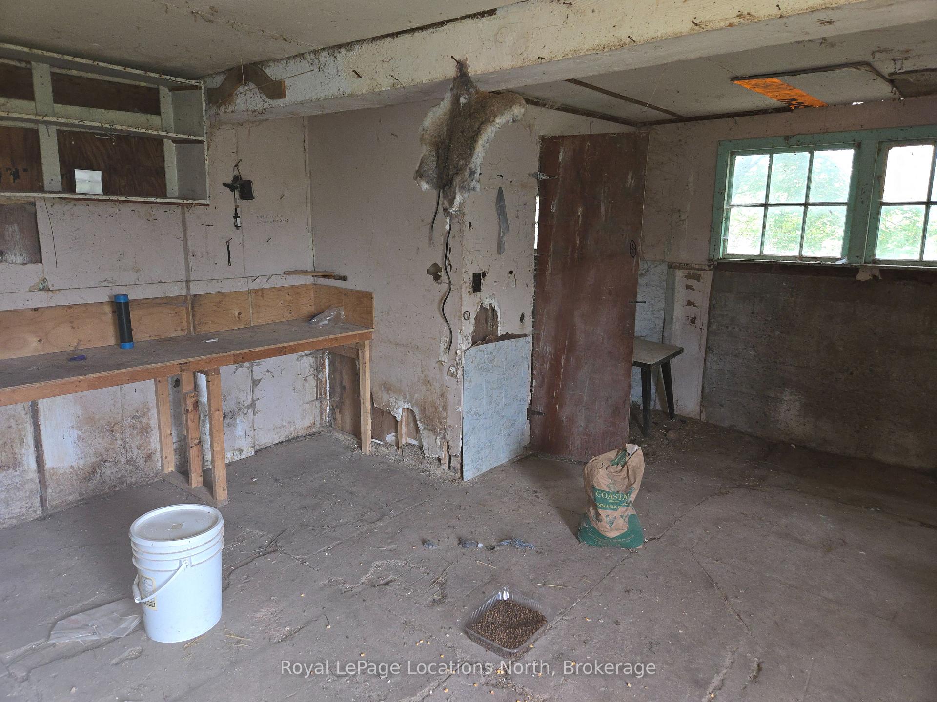 Photo 24 of 2939 92 County Road, Springwater, Rural Springwater — HOMEH