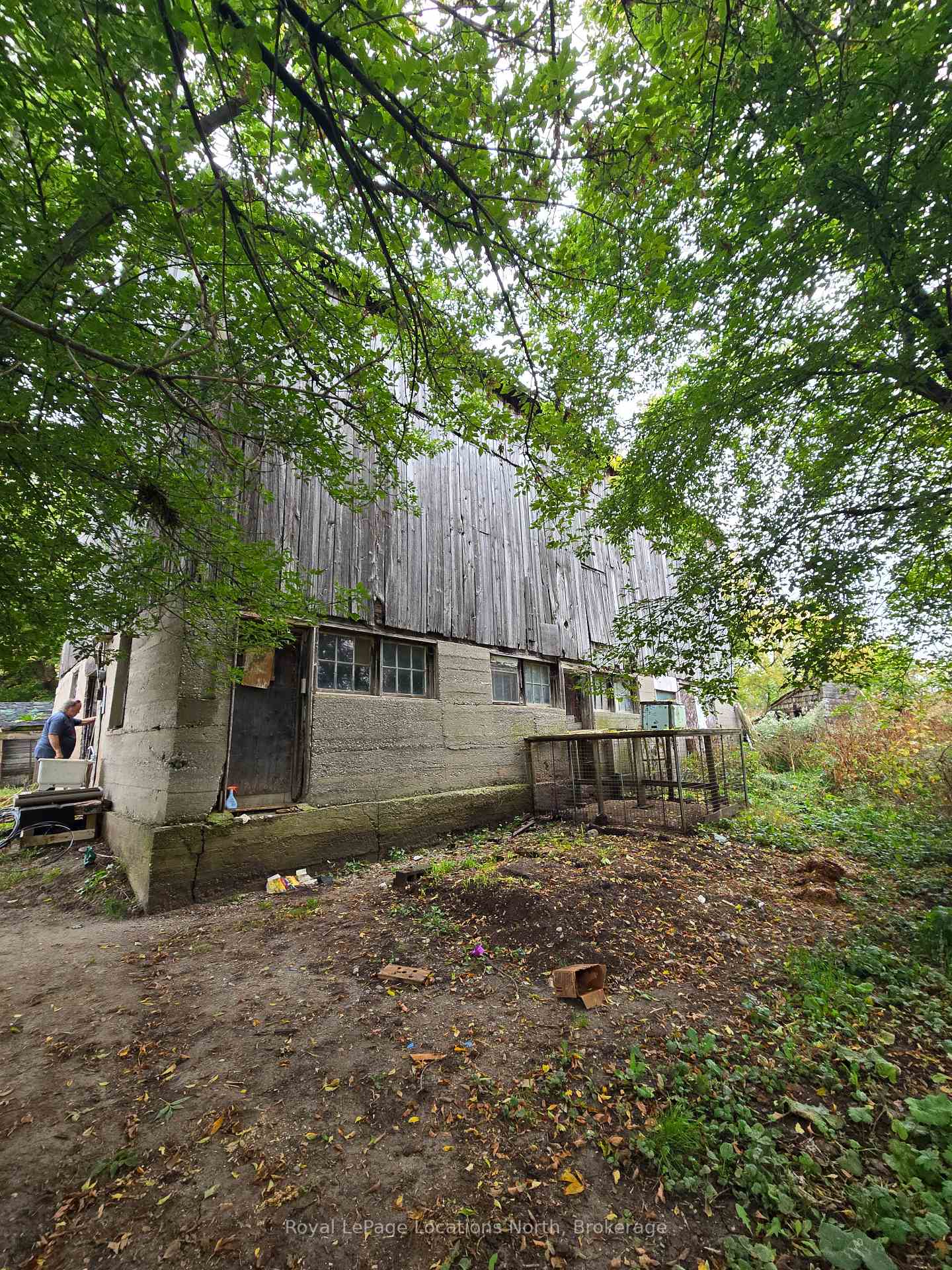 Photo 27 of 2939 92 County Road, Springwater, Rural Springwater — HOMEH