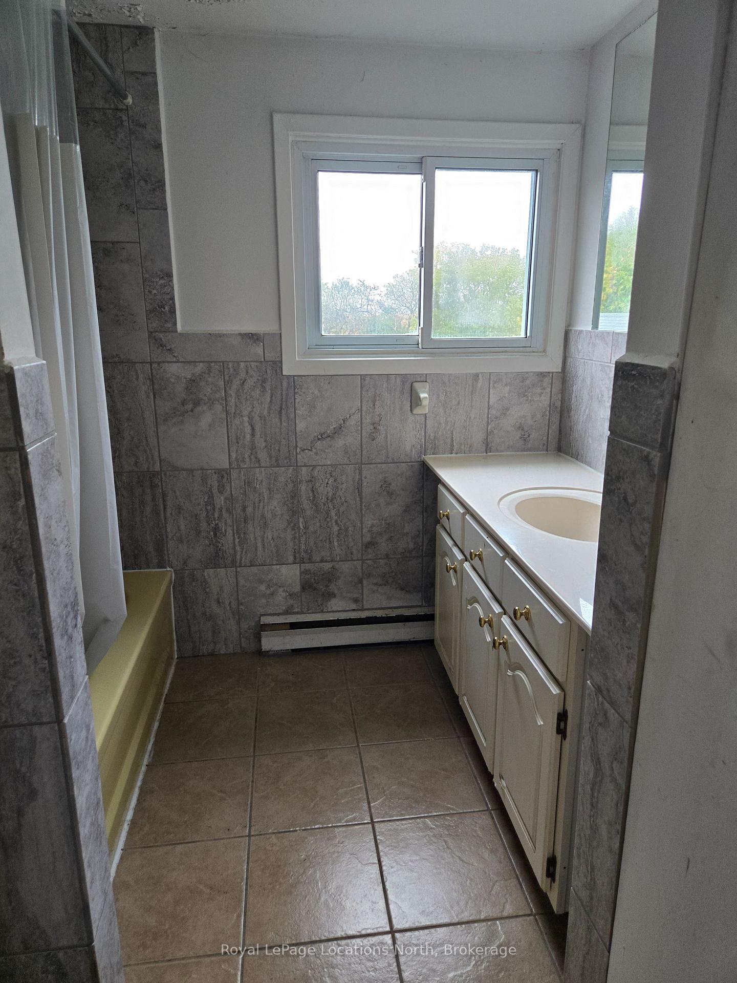 Photo 40 of 2939 92 County Road, Springwater, Rural Springwater — HOMEH