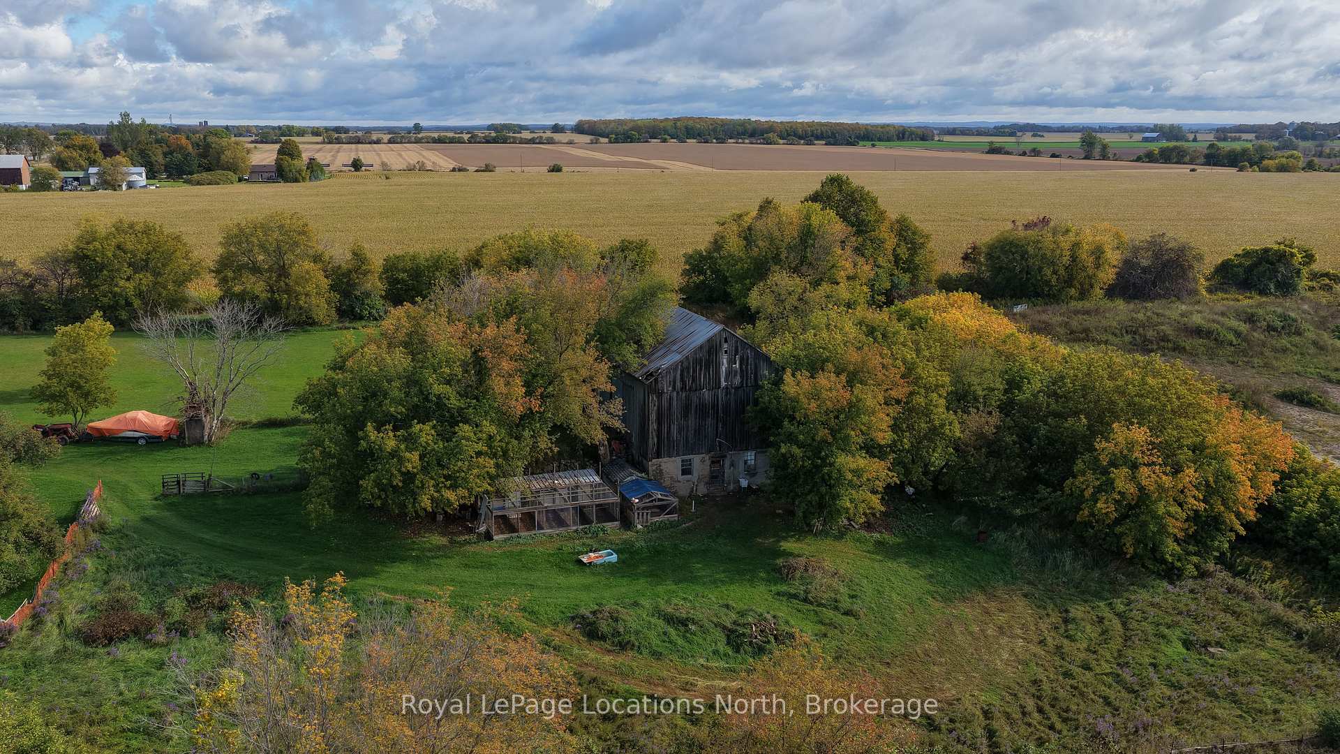 Photo 41 of 2939 92 County Road, Springwater, Rural Springwater — HOMEH
