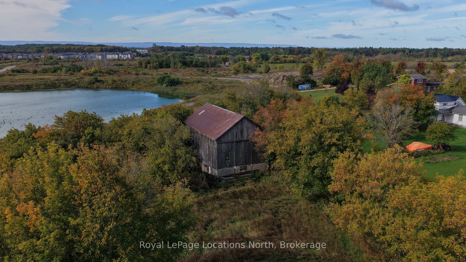 Photo 45 of 2939 92 County Road, Springwater, Rural Springwater — HOMEH